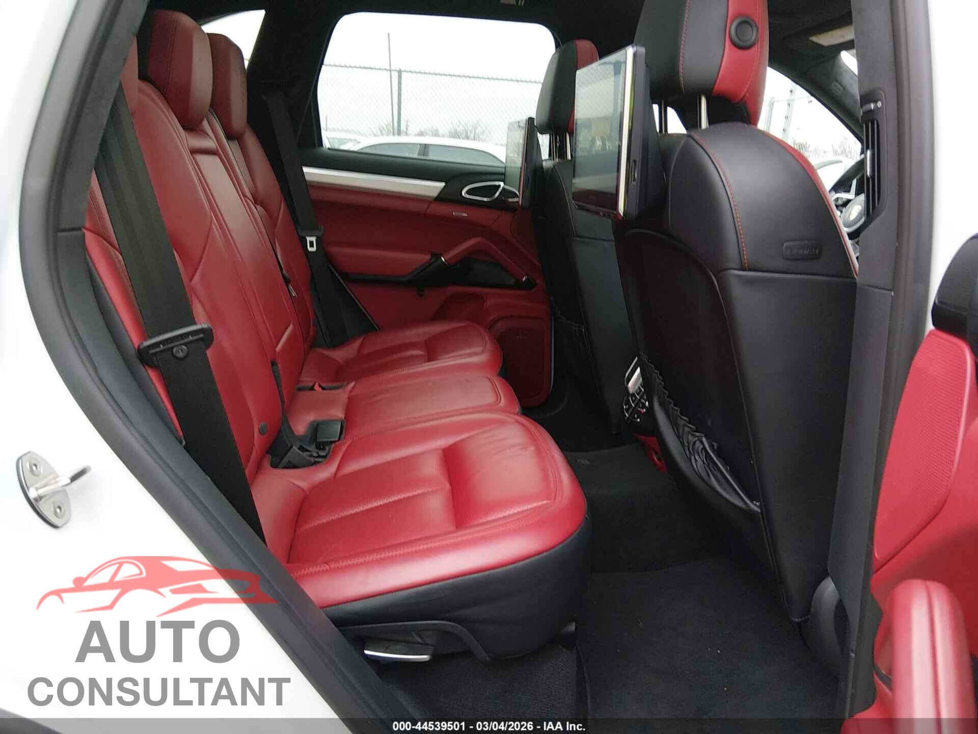 PORSCHE CAYENNE 2016 - WP1AD2A21GLA76645