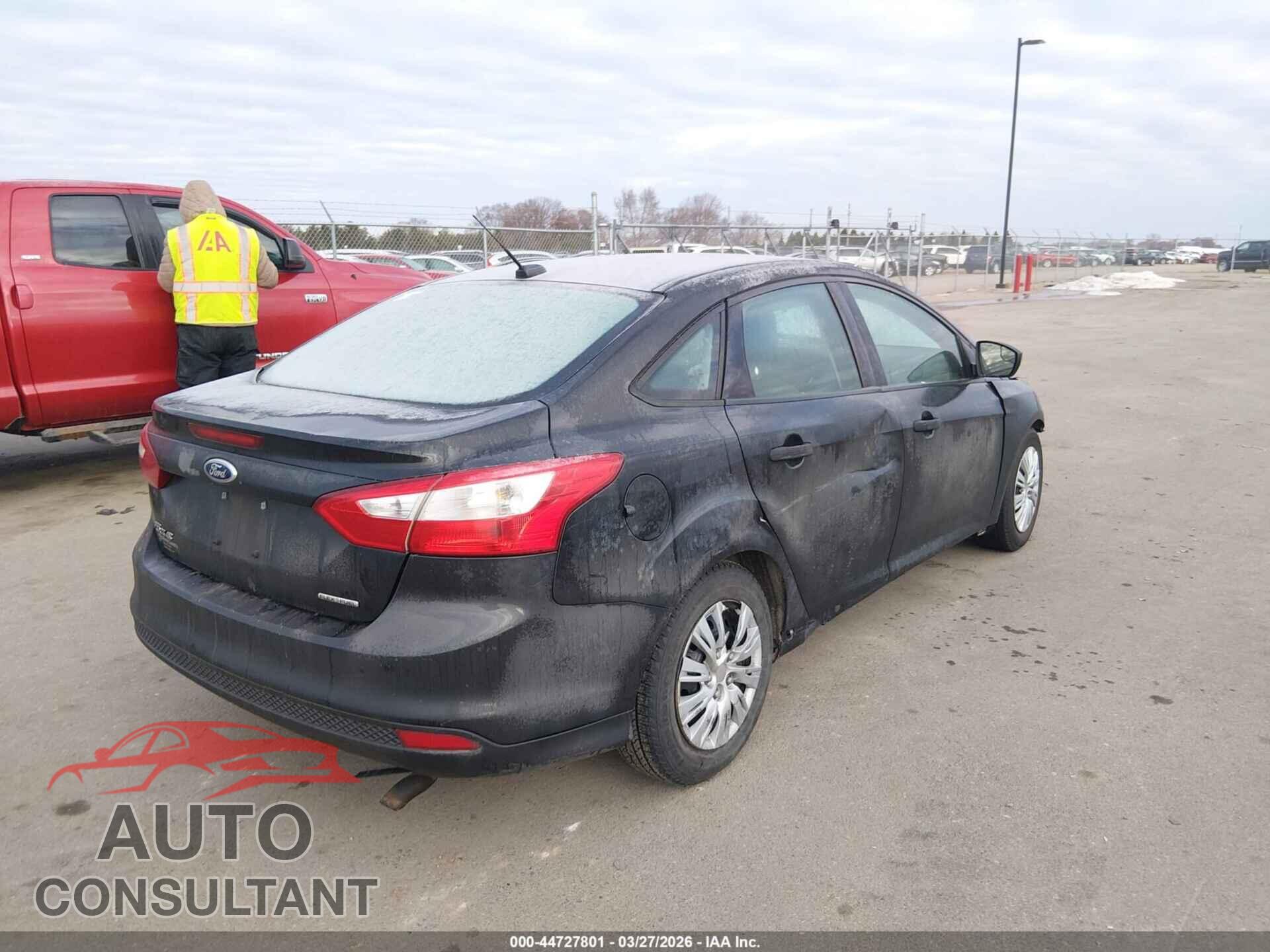 FORD FOCUS 2014 - 1FADP3E22EL219014