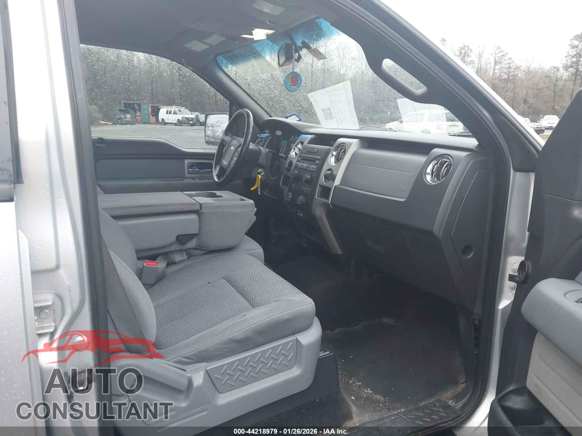 FORD F-150 2011 - 1FTFW1CF3BFA26445