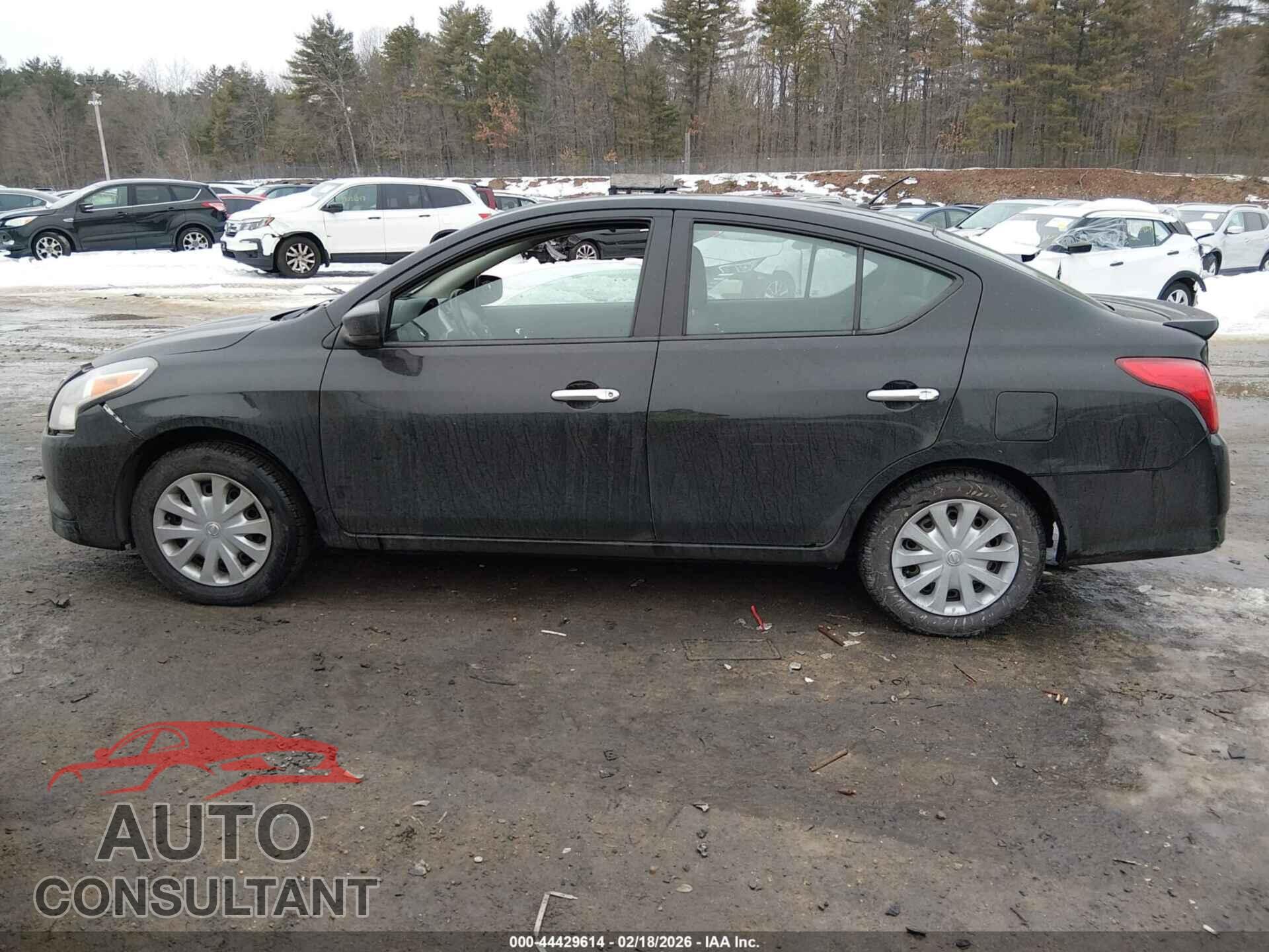 NISSAN VERSA 2019 - 3N1CN7AP3KL803798