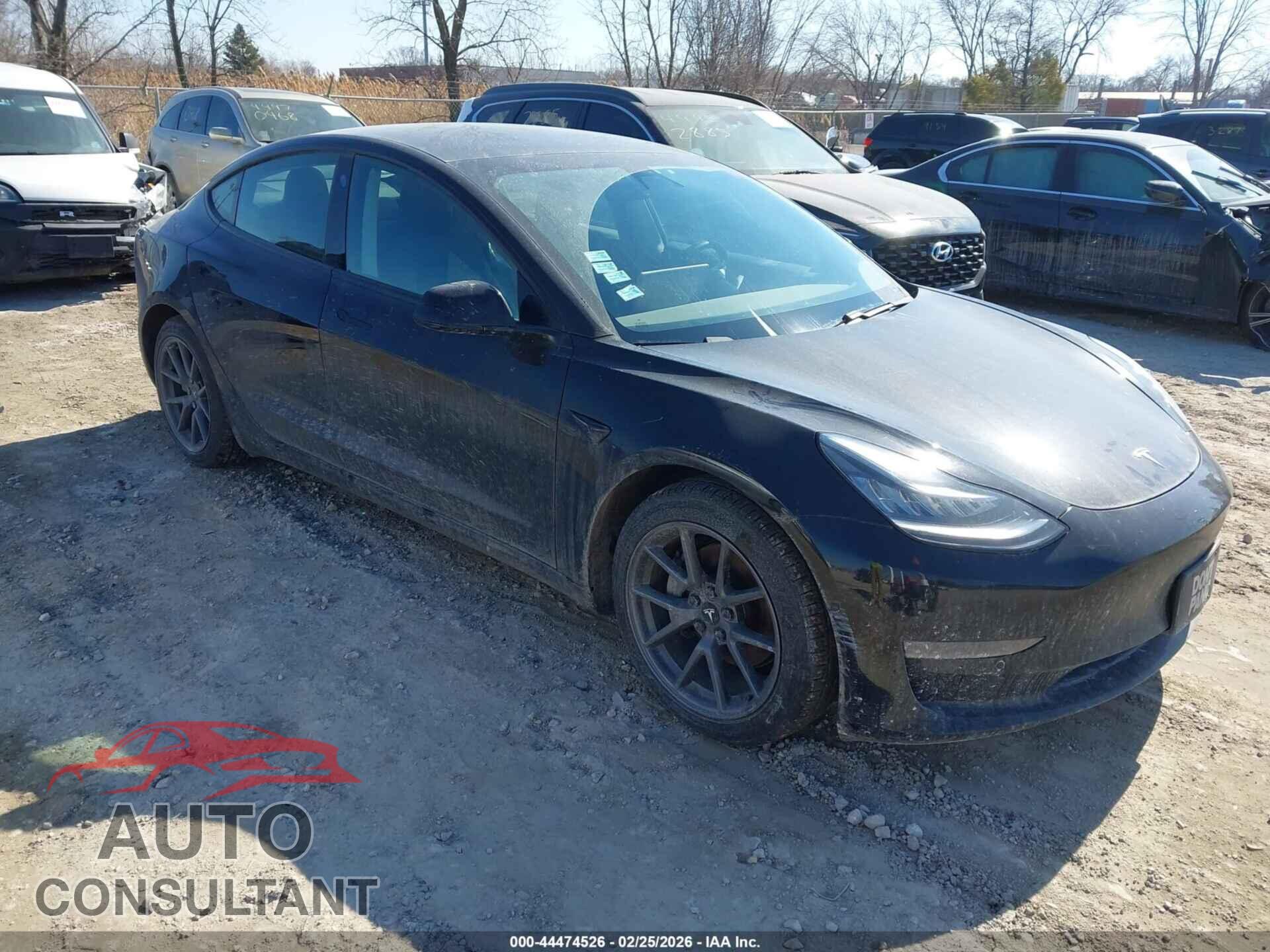 TESLA MODEL 3 2021 - 5YJ3E1EA5MF854432