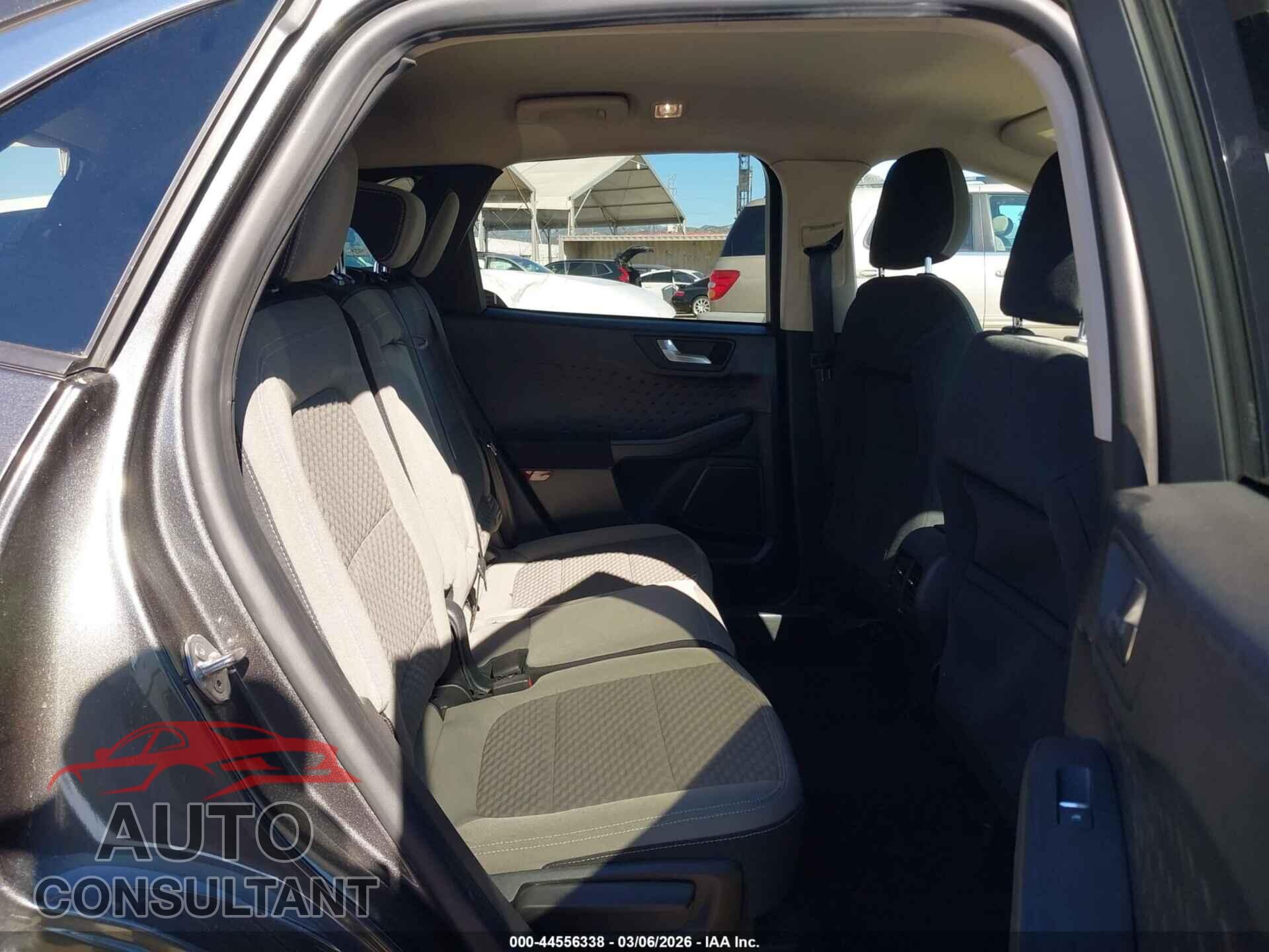FORD ESCAPE 2020 - 1FMCU0G65LUA35329