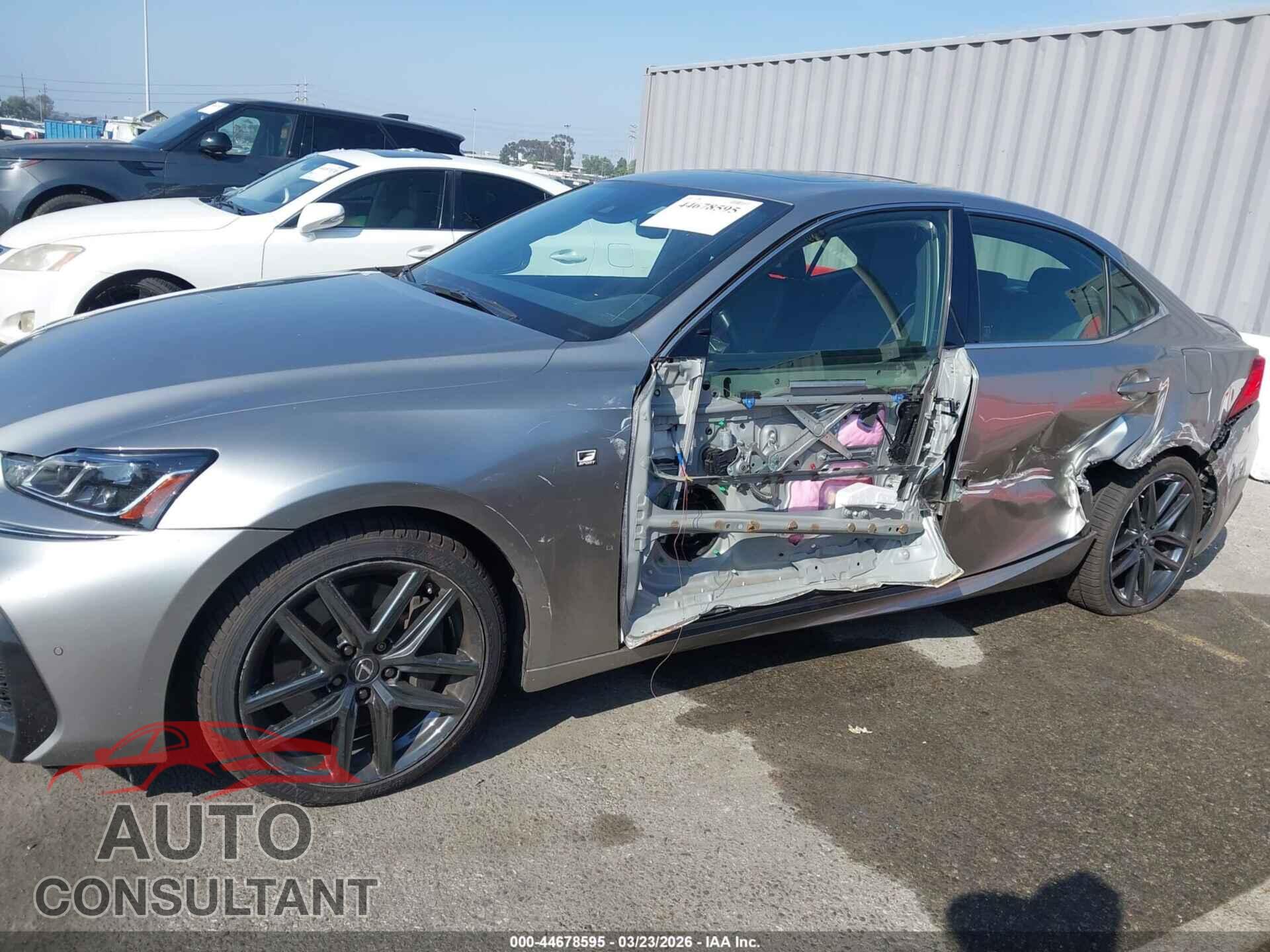 LEXUS IS 300 2019 - JTHBA1D23K5100444