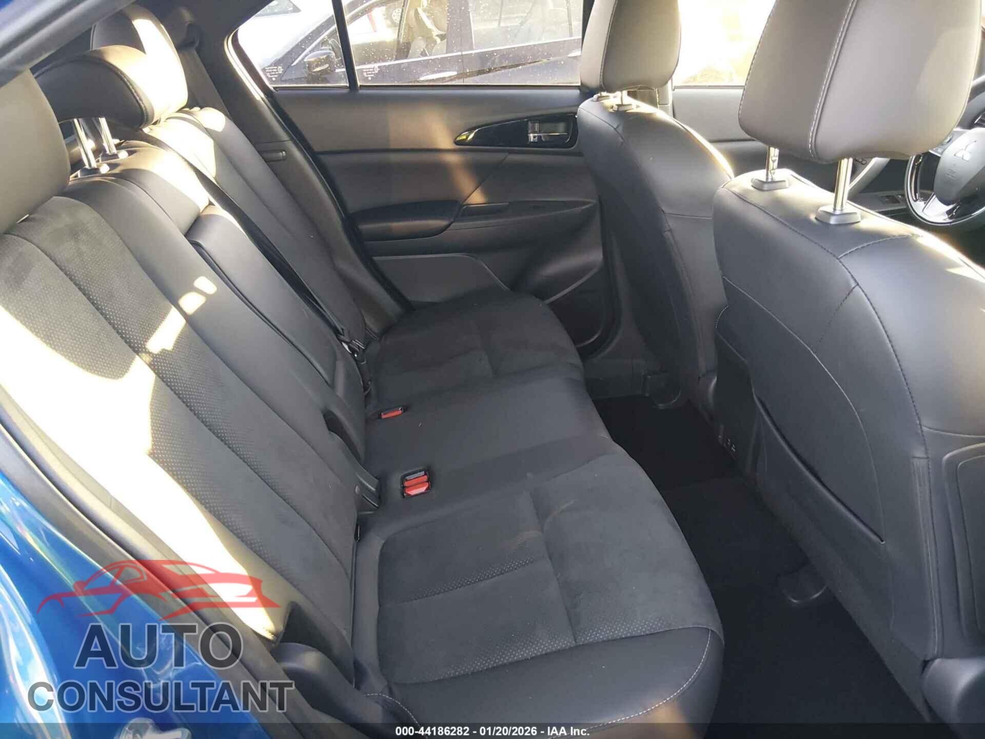 MITSUBISHI ECLIPSE CROSS 2025 - JA4ATWAA3SZ006521