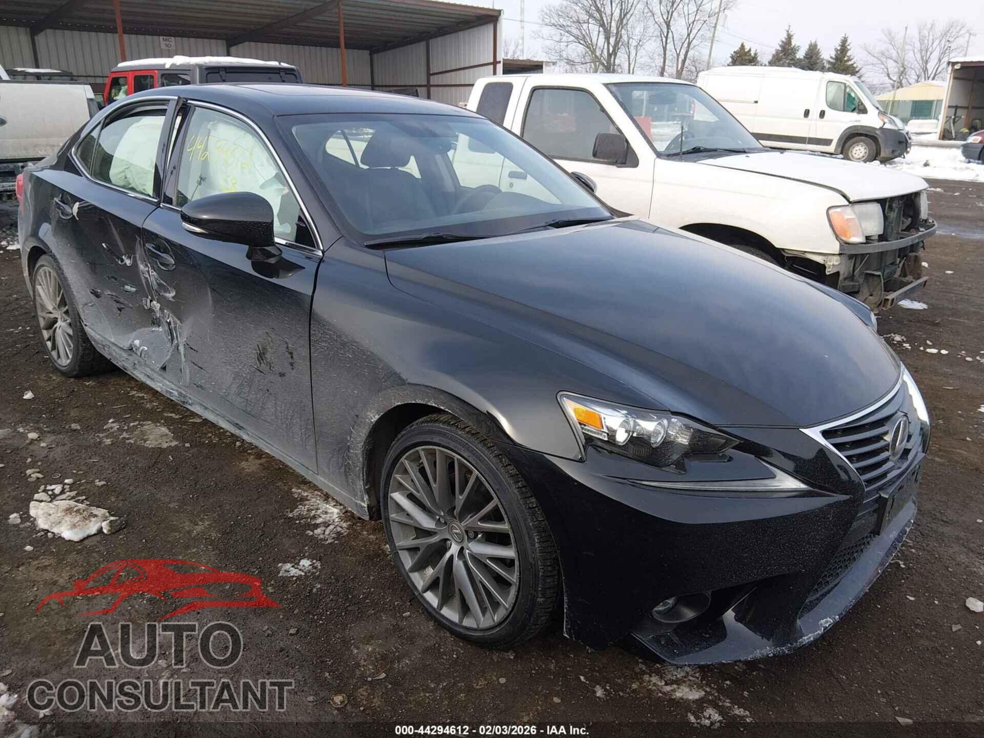 LEXUS IS 250 2015 - JTHCF1D20F5019249