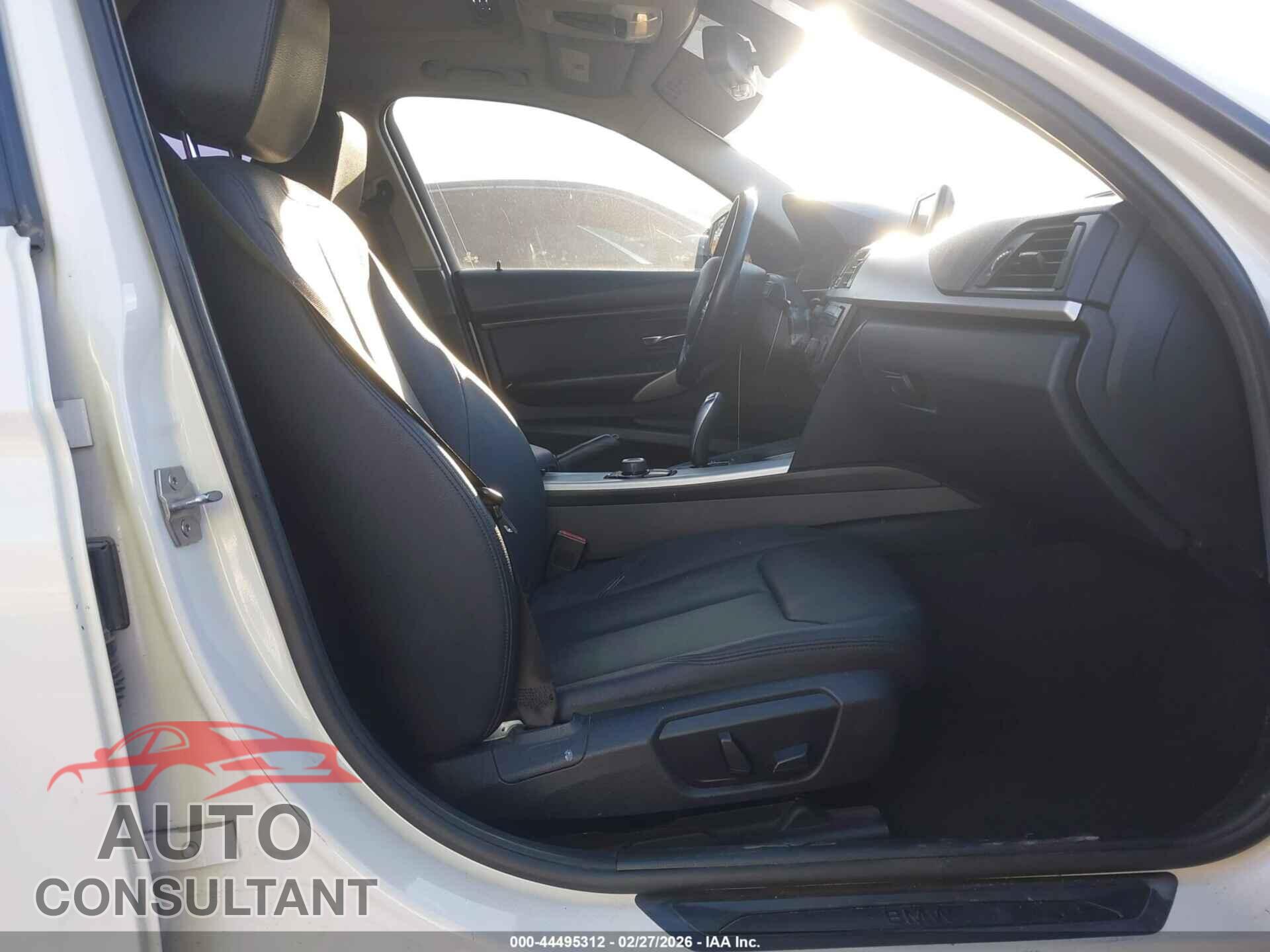 BMW 328I 2013 - WBA3C1C53DF437802