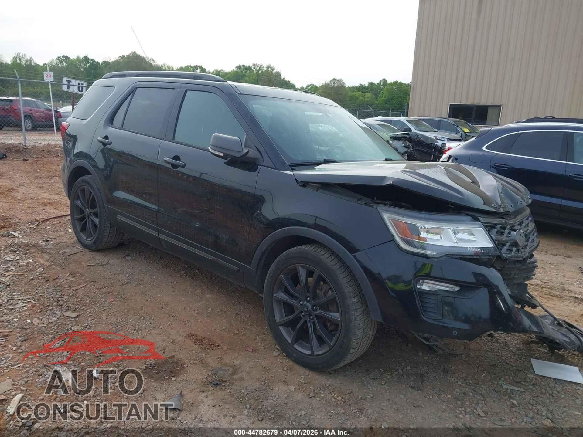 FORD EXPLORER 2018 - 1FM5K7D81JGB15347