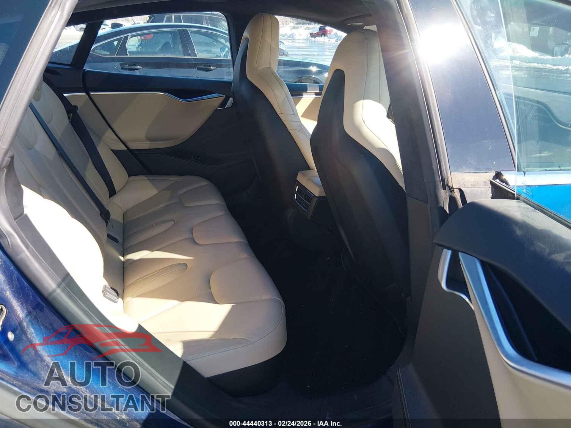 TESLA MODEL S 2016 - 5YJSA1E20GF136470