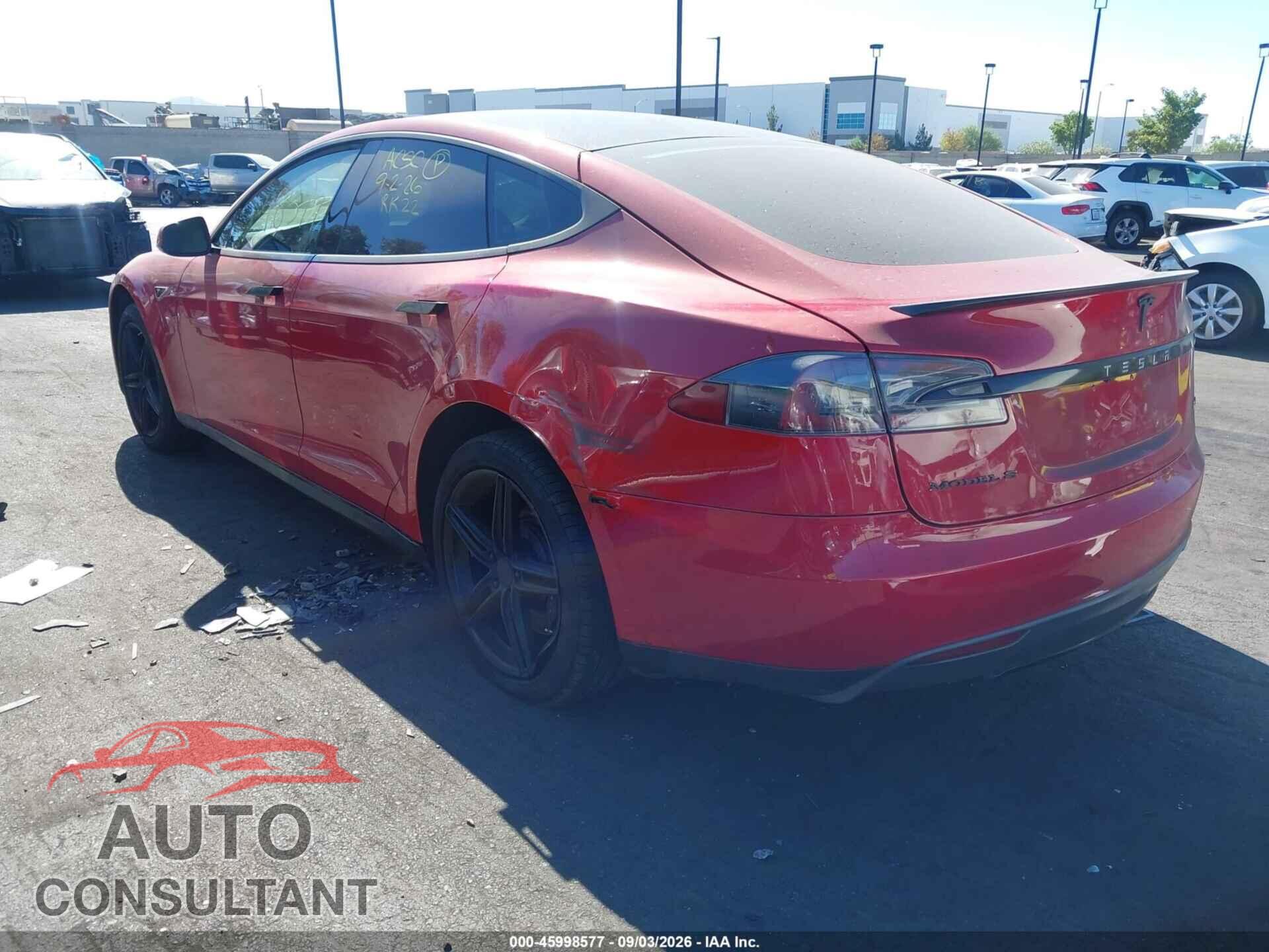 TESLA MODEL S 2013 - 5YJSA1DP0DFP09635