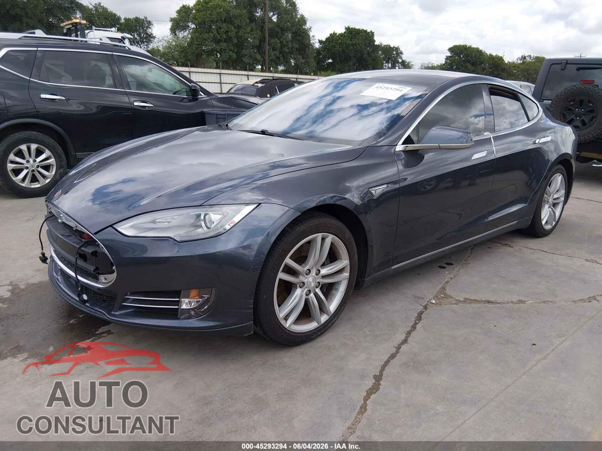 TESLA MODEL S 2014 - 5YJSA1H18EFP61599