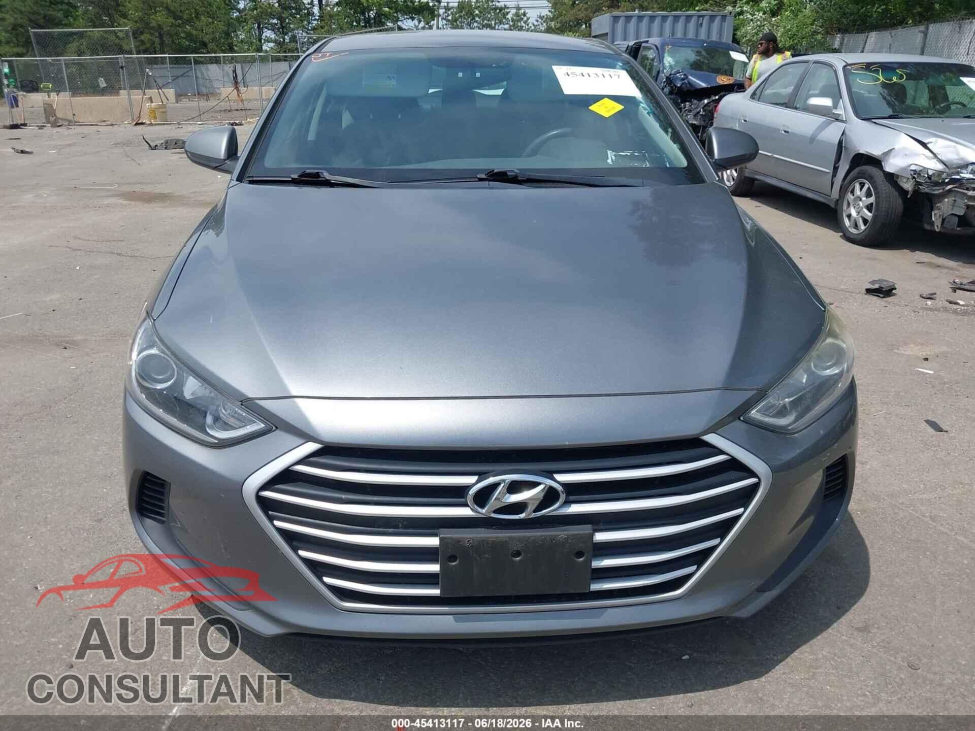 HYUNDAI ELANTRA 2018 - 5NPD74LF8JH257383