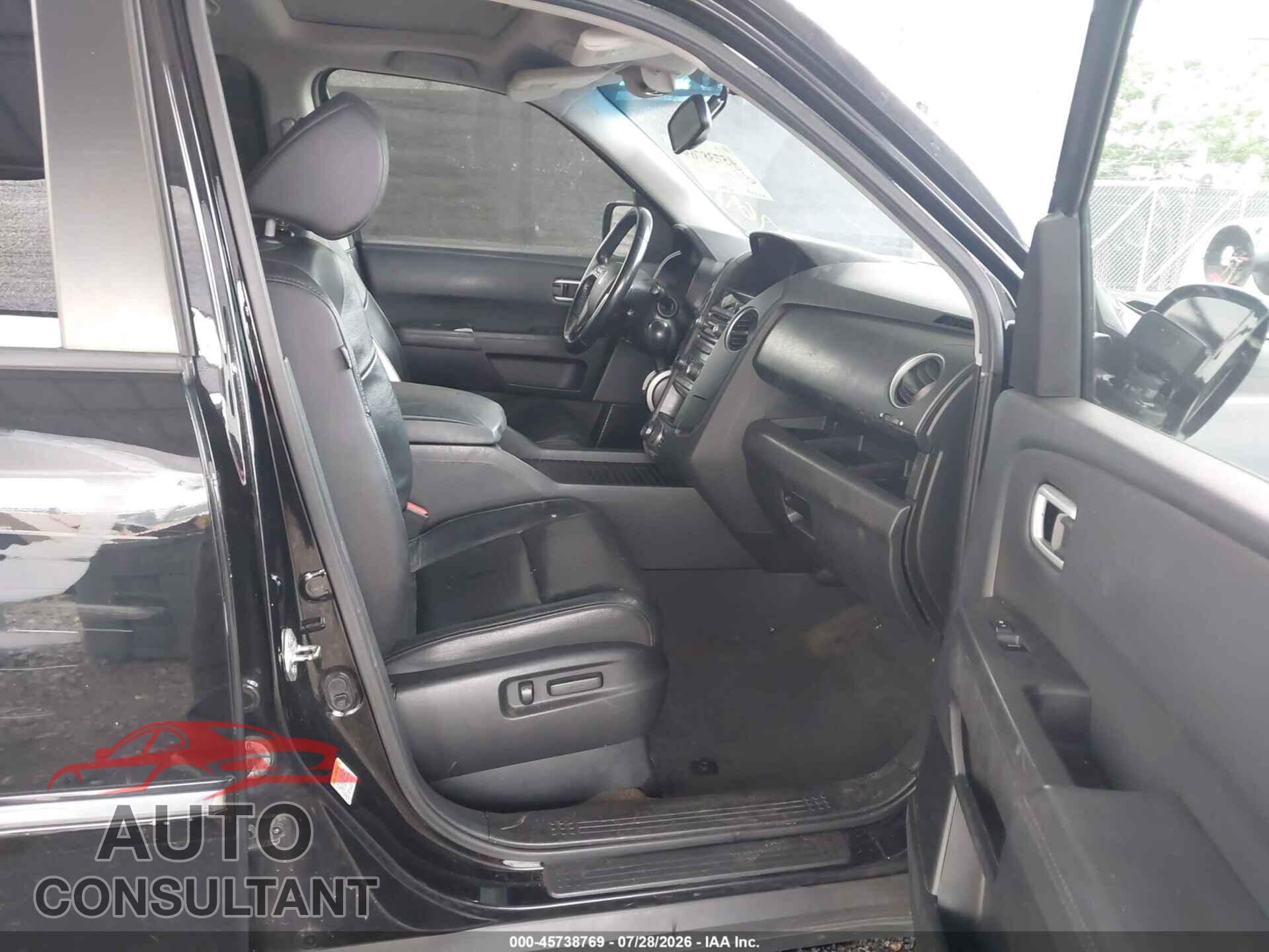 HONDA PILOT 2013 - 5FNYF4H93DB069087