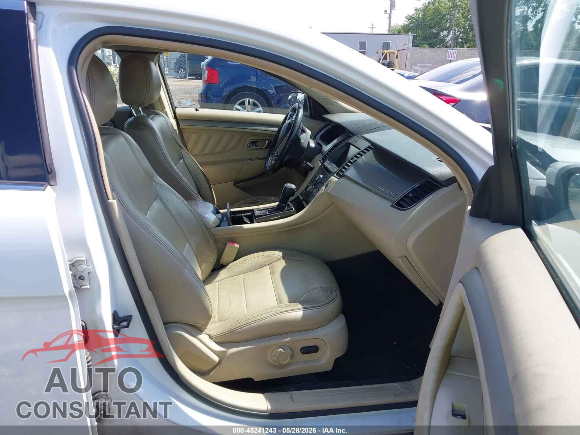 FORD TAURUS 2013 - 1FAHP2E84DG159499