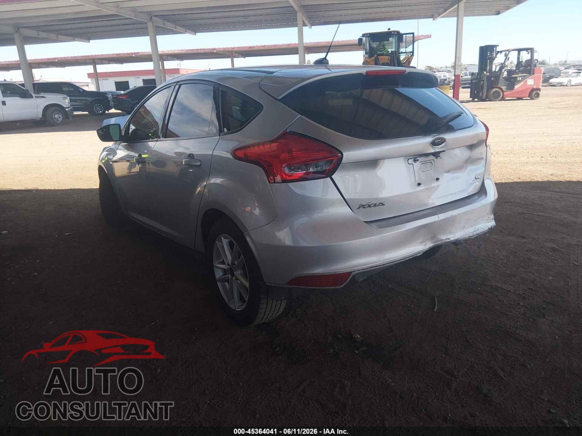FORD FOCUS 2018 - 1FADP3K29JL207859