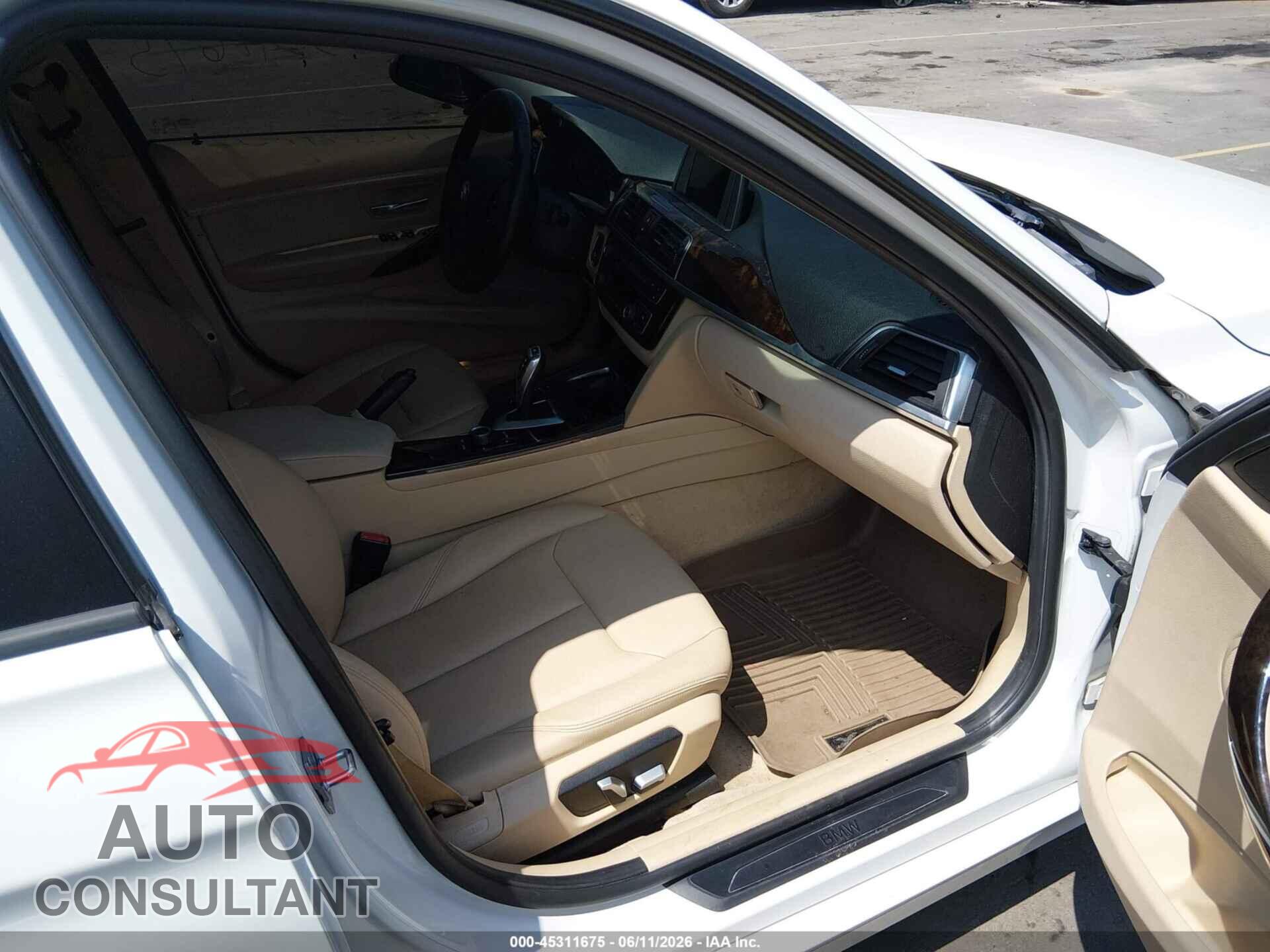 BMW 320I 2016 - WBA8A3C50GK688358