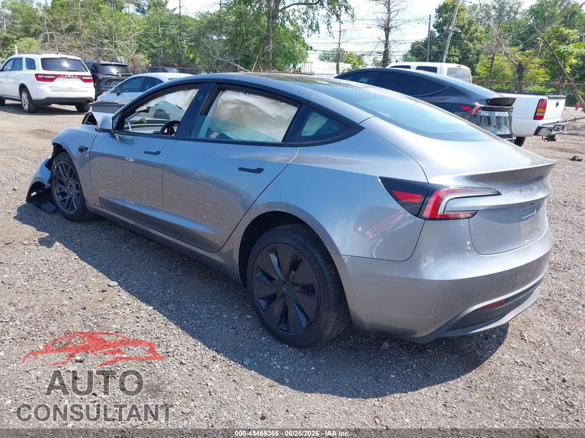 TESLA MODEL 3 2026 - 5YJ3E1EA9TF147400