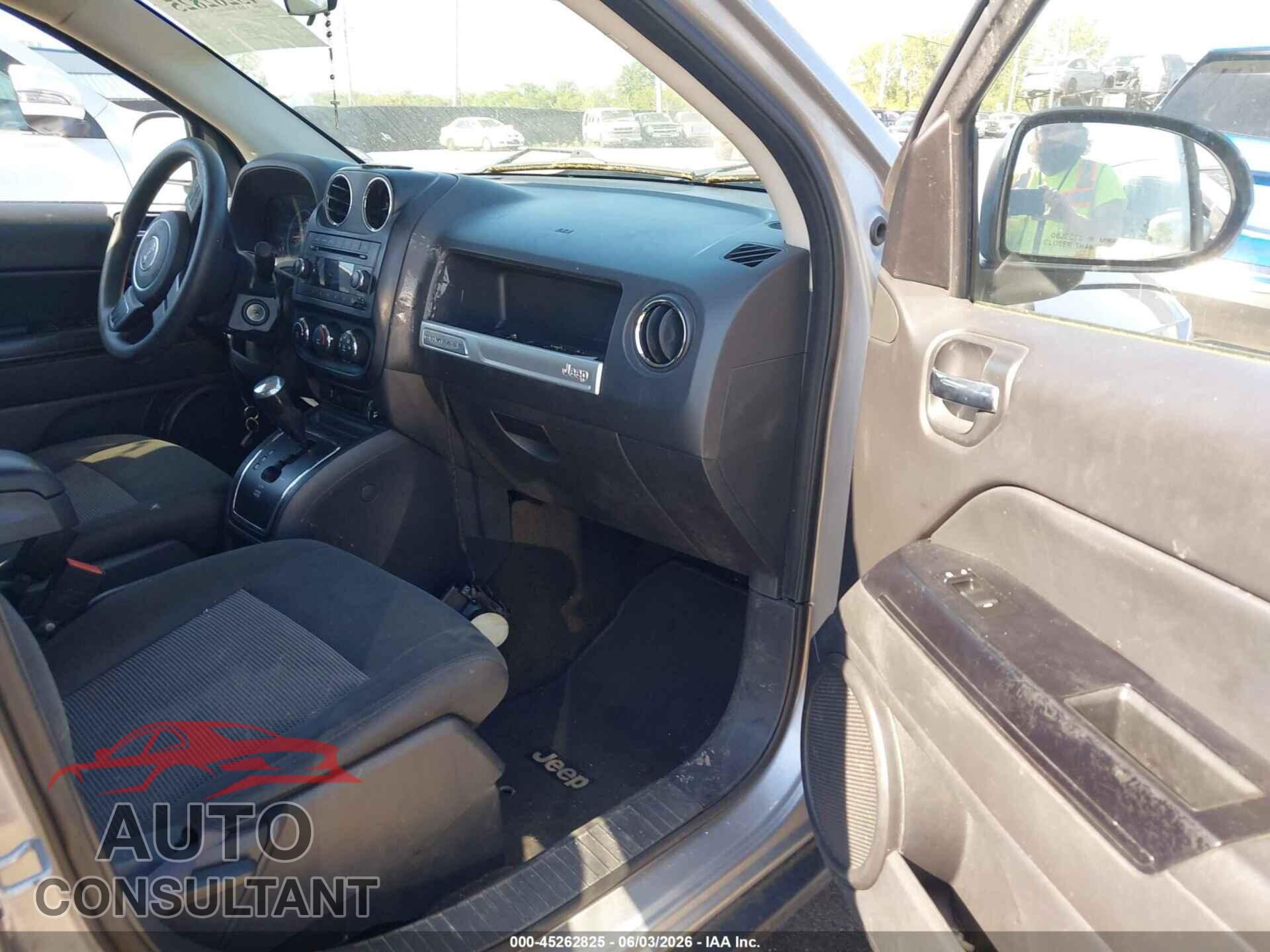 JEEP COMPASS 2015 - 1C4NJDBB2FD416643