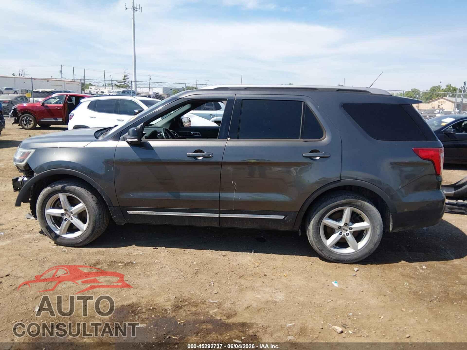 FORD EXPLORER 2018 - 1FM5K7D88JGB84259