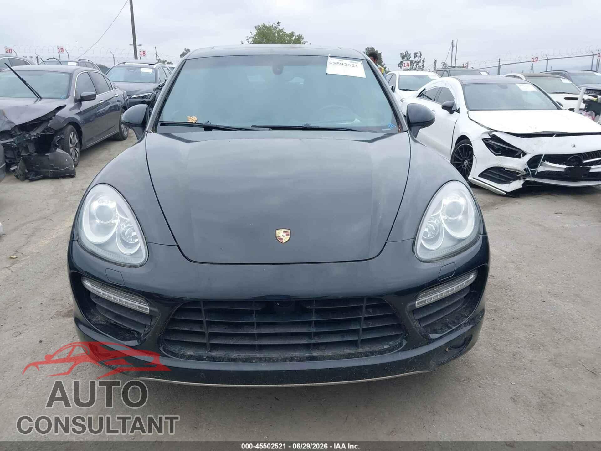 PORSCHE CAYENNE 2012 - WP1AC2A25CLA84471