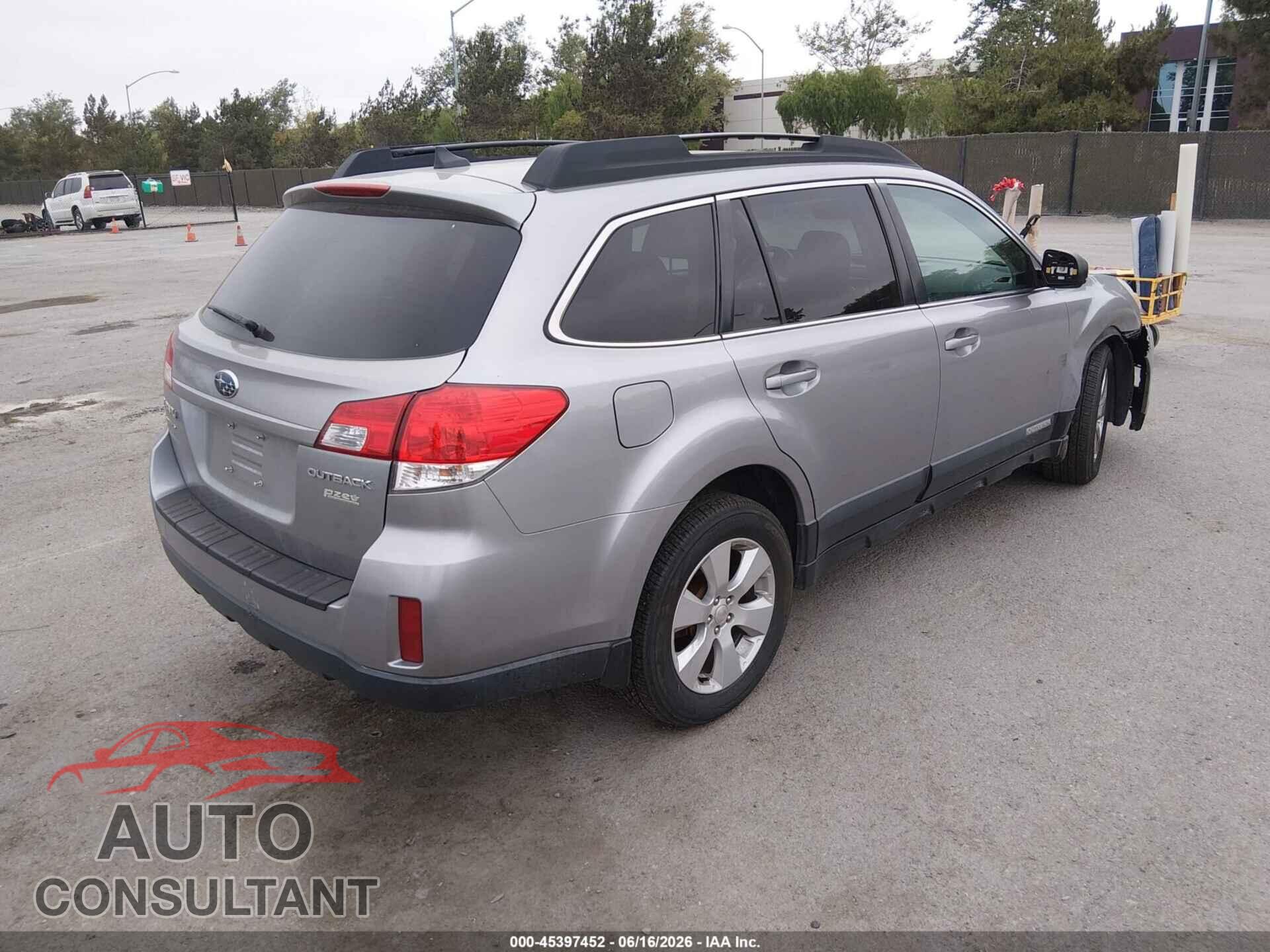 SUBARU OUTBACK 2011 - 4S4BRBKC8B3394863