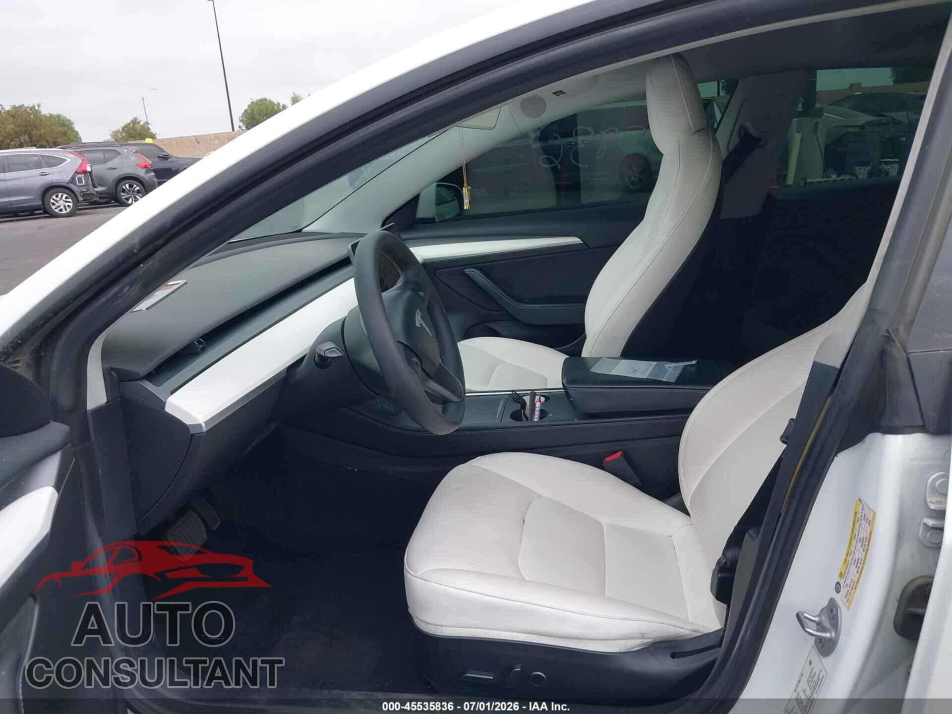 TESLA MODEL 3 2021 - 5YJ3E1EA7MF060015