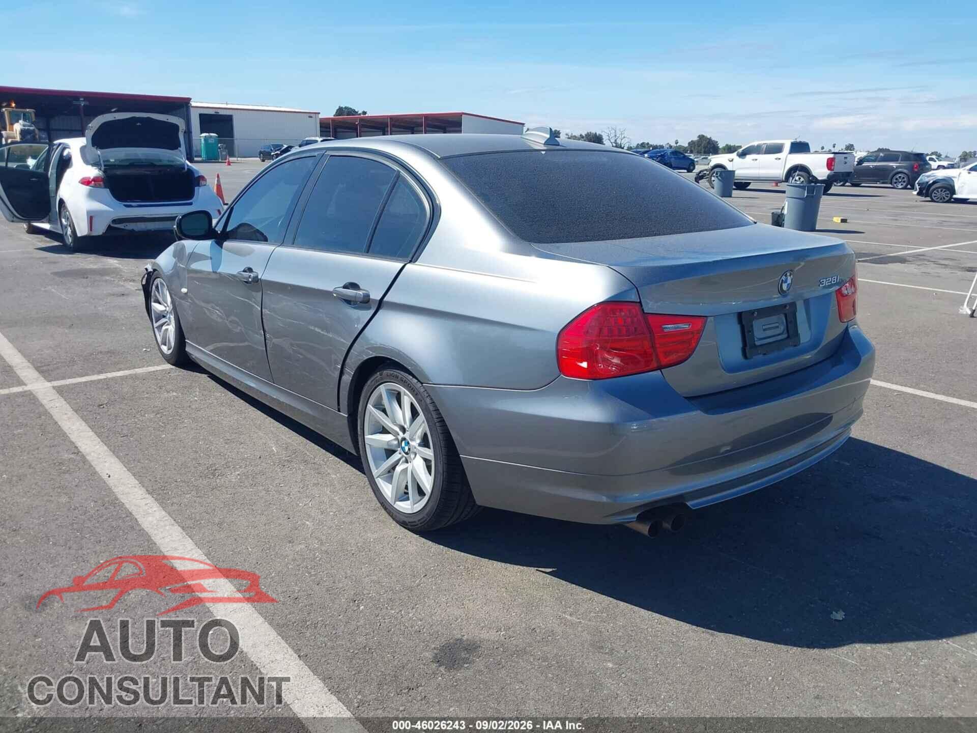 BMW 328I 2010 - WBAPH5G59ANM69918