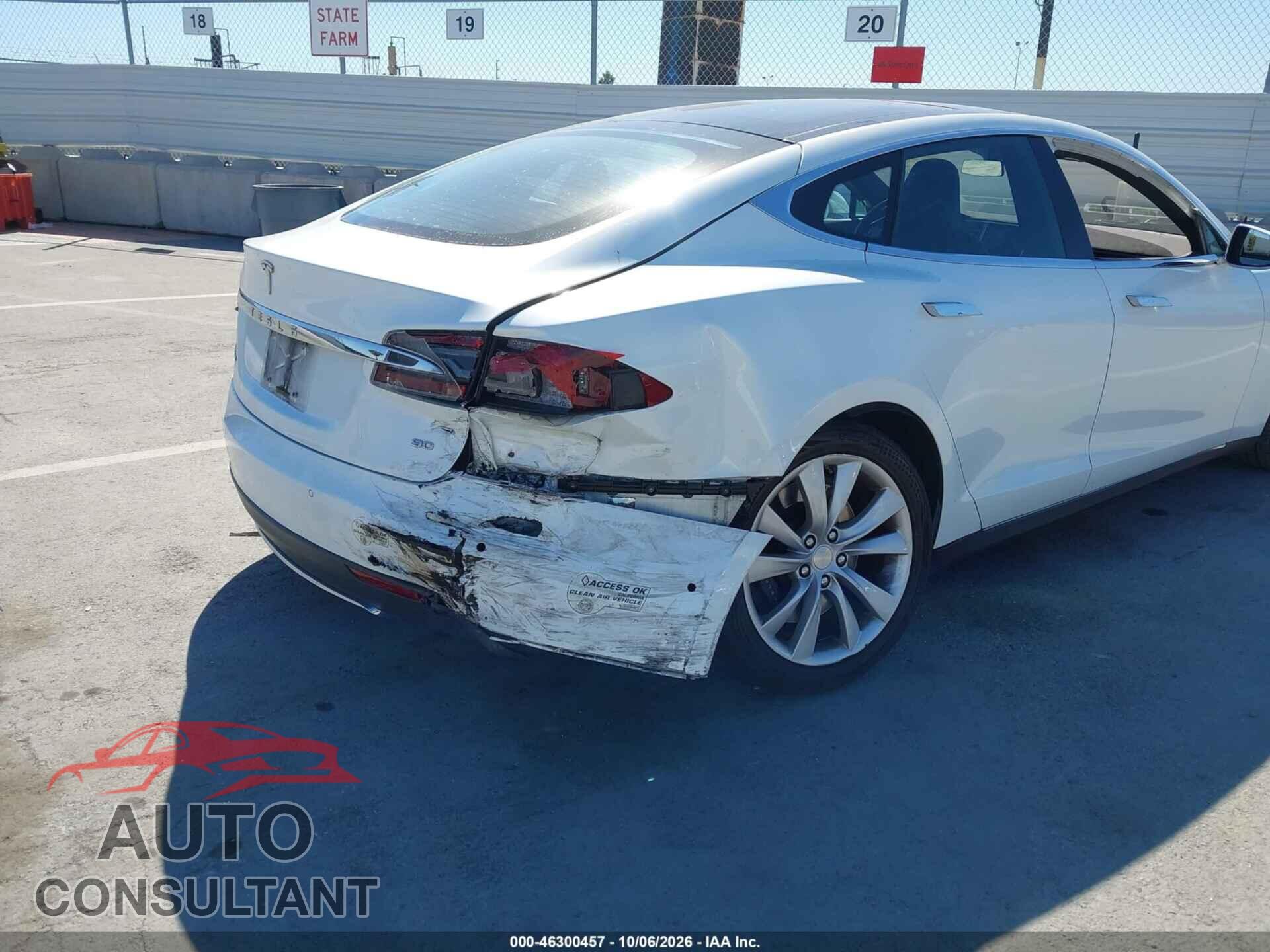 TESLA MODEL S 2015 - 5YJSA1E14FF112288
