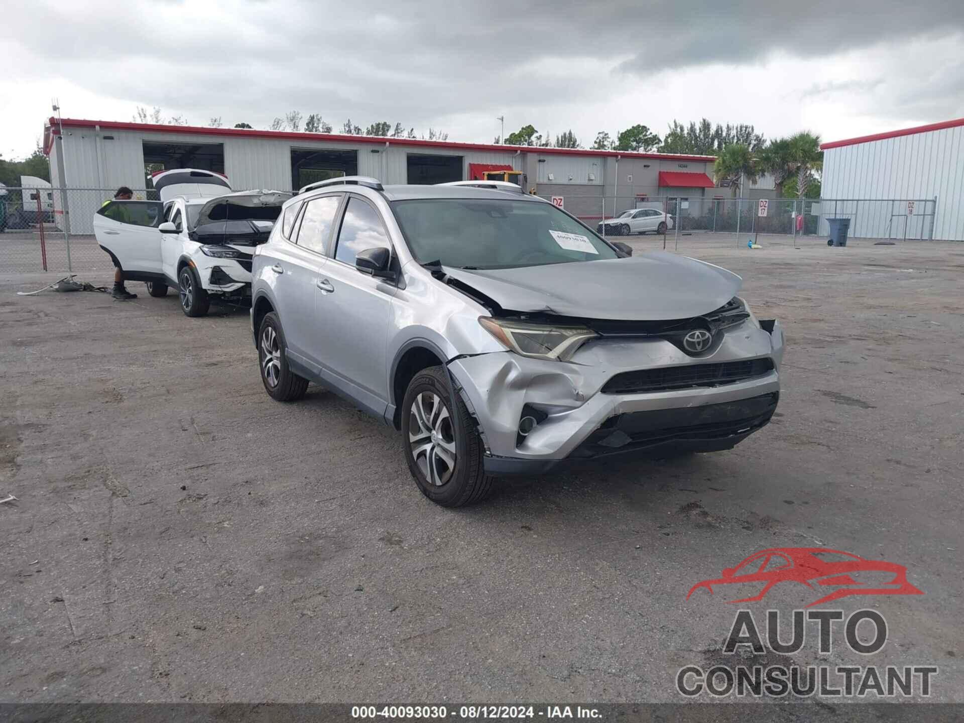 TOYOTA RAV4 2017 - 2T3ZFREV6HW351906