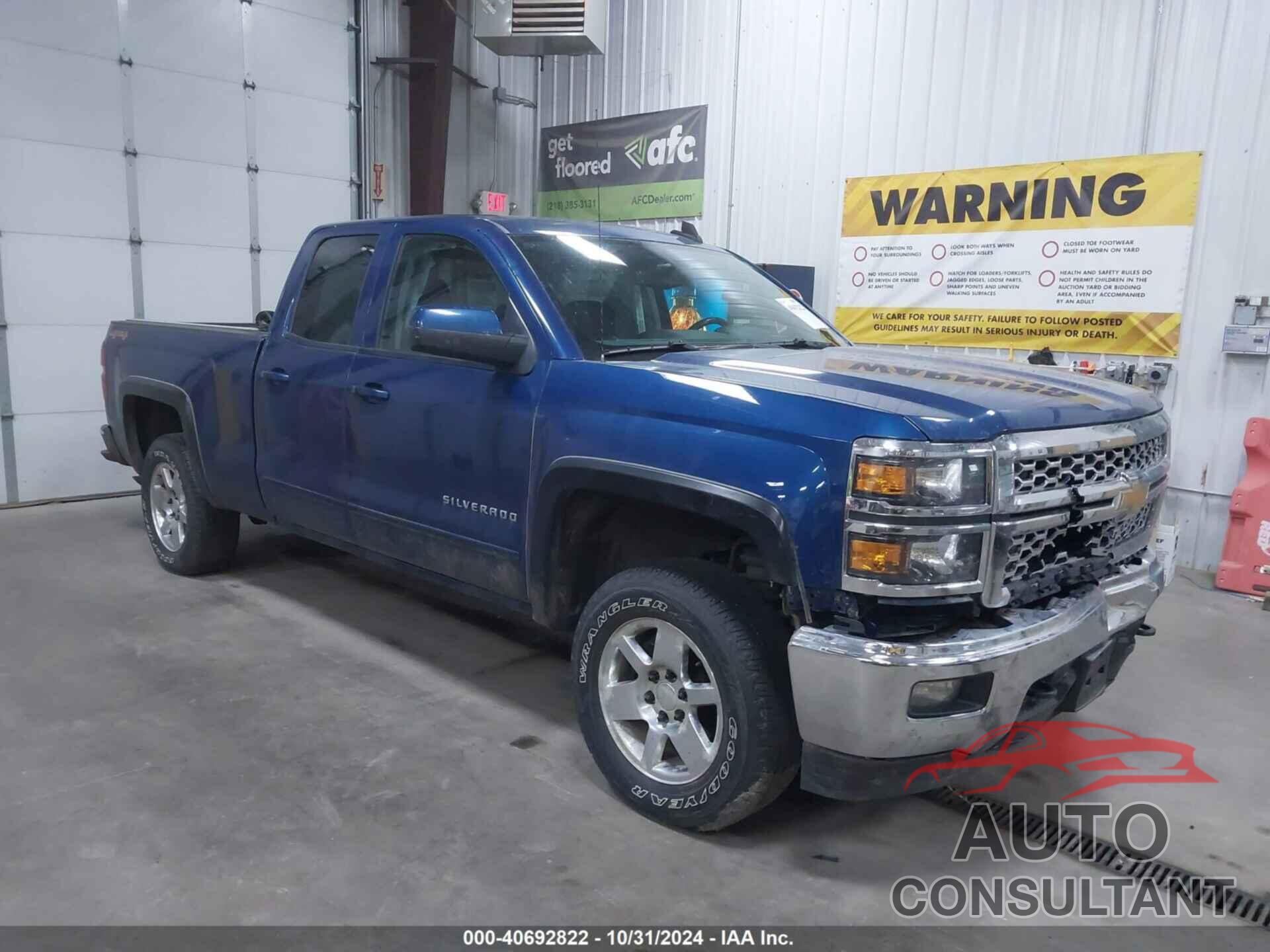 CHEVROLET SILVERADO 1500 2015 - 1GCVKREC2FZ180951