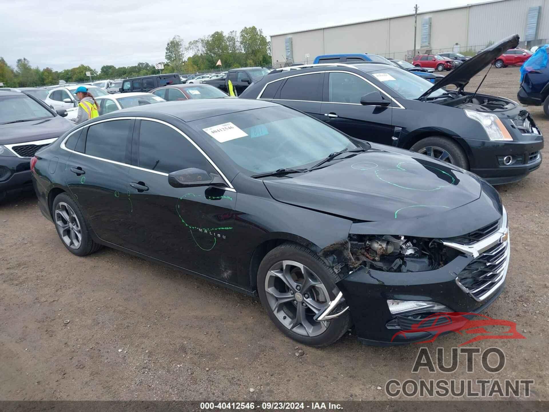 CHEVROLET MALIBU 2021 - 1G1ZD5STXMF068009