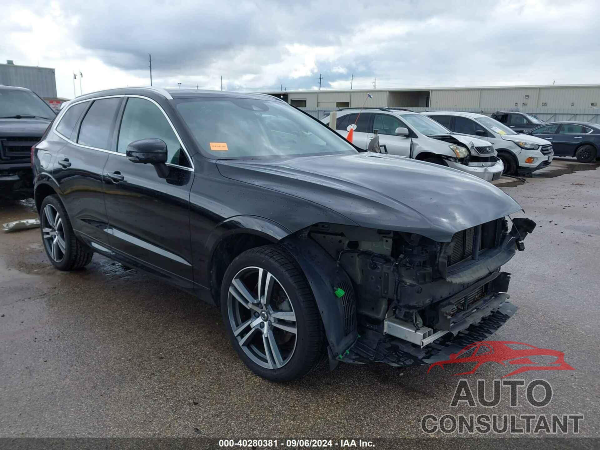 VOLVO XC60 2018 - YV4A22RK0J1009613