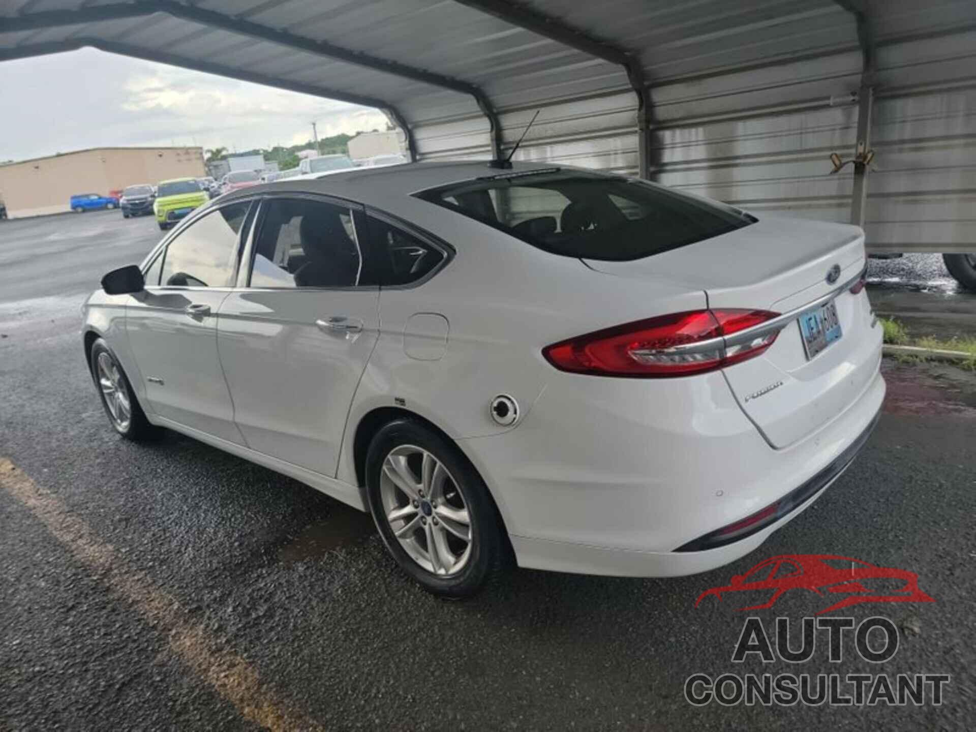 FORD FUSION HYBRID 2018 - 3FA6P0LU8JR278656