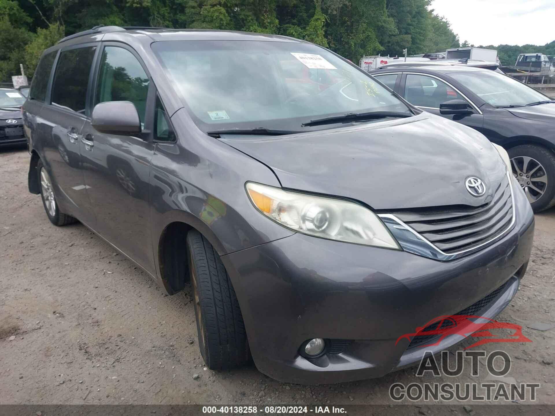 TOYOTA SIENNA 2011 - 5TDDK3DC7BS021218