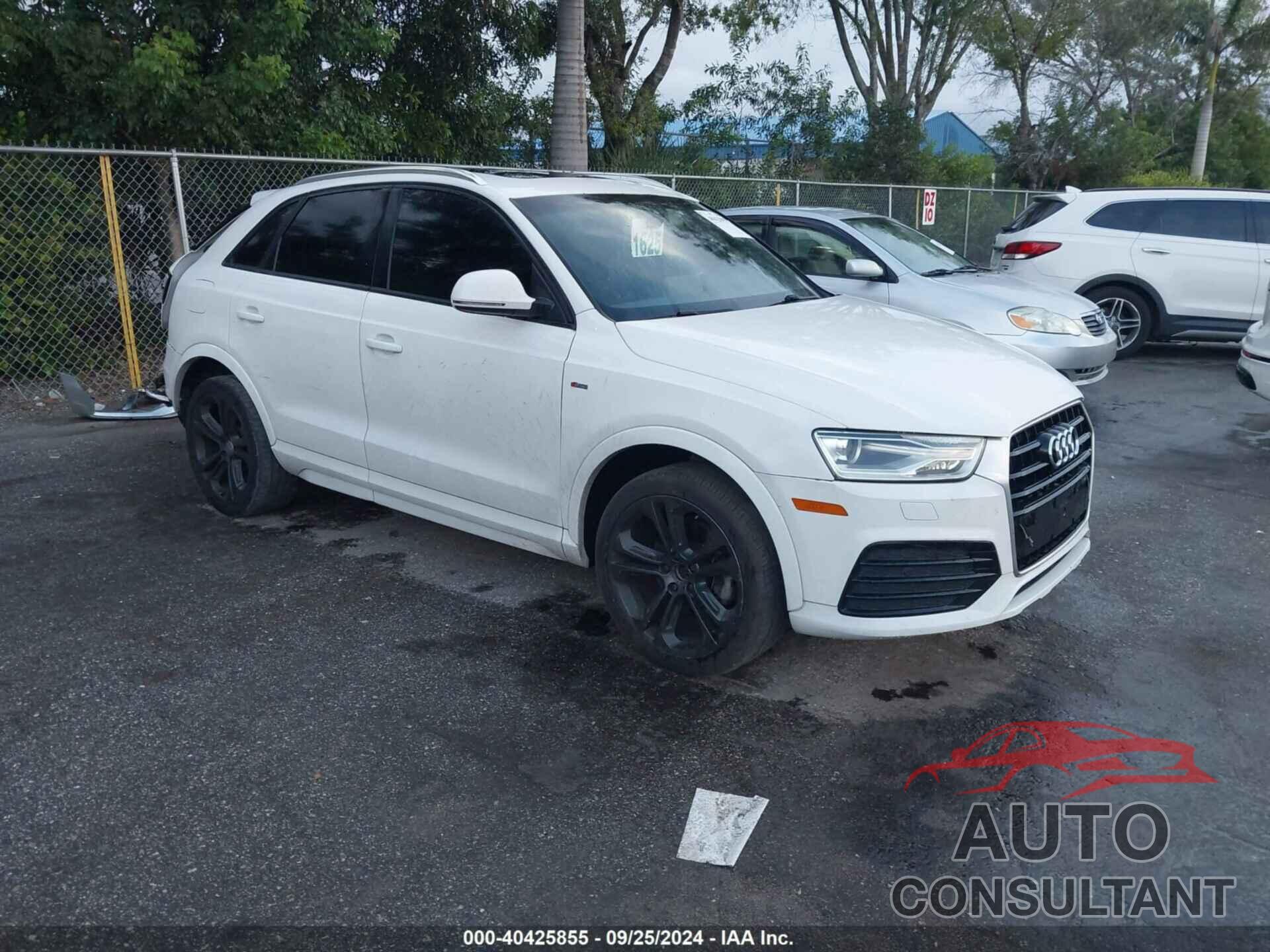 AUDI Q3 2018 - WA1BCCFS7JR007593