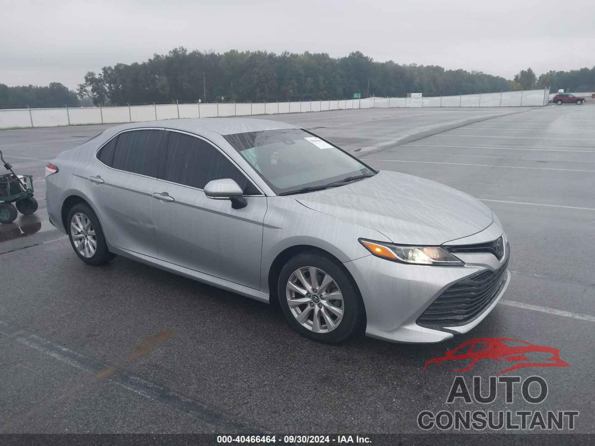 TOYOTA CAMRY 2018 - 4T1B11HK9JU523279
