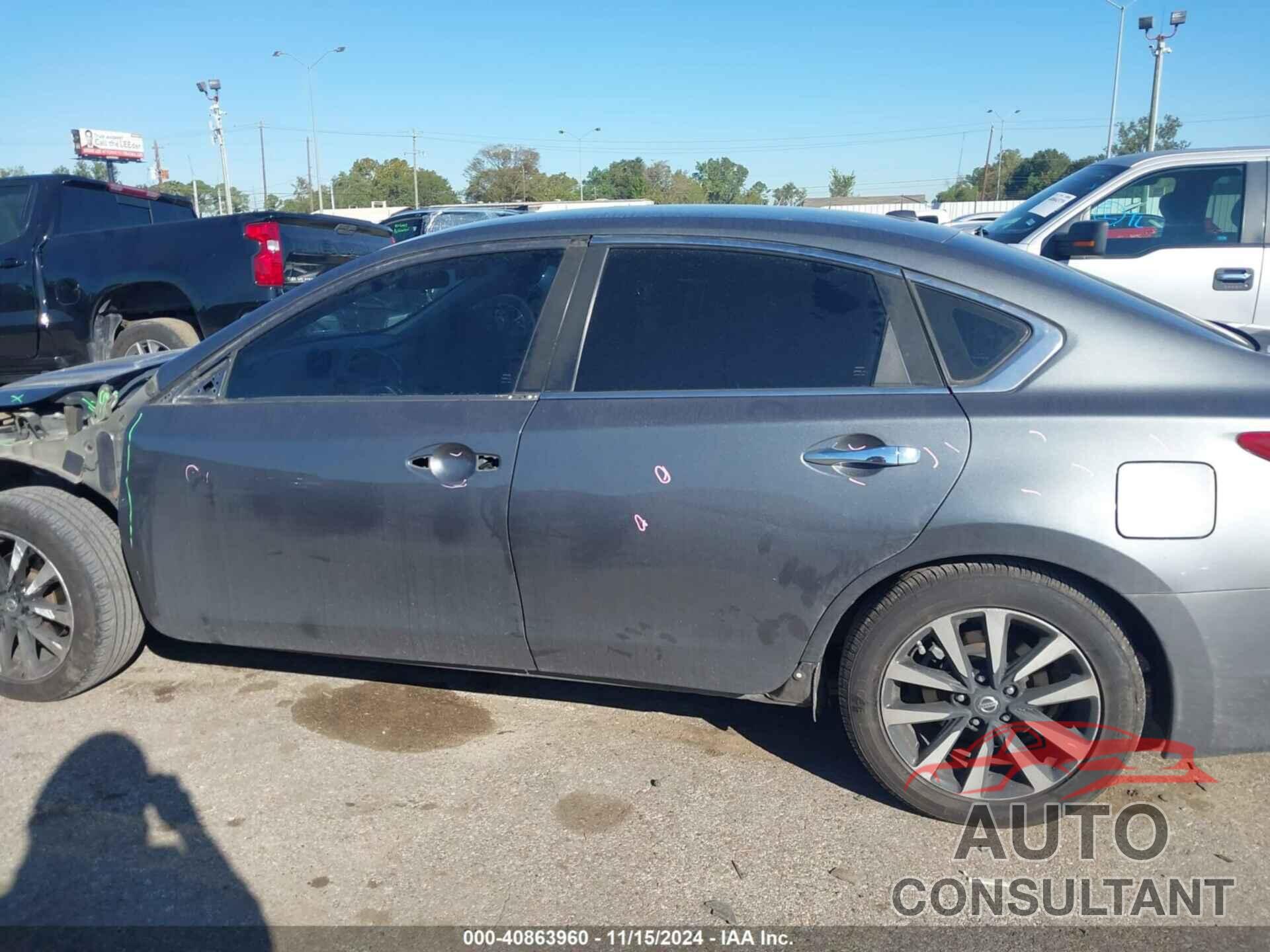 NISSAN ALTIMA 2018 - 1N4AL3APXJC203900