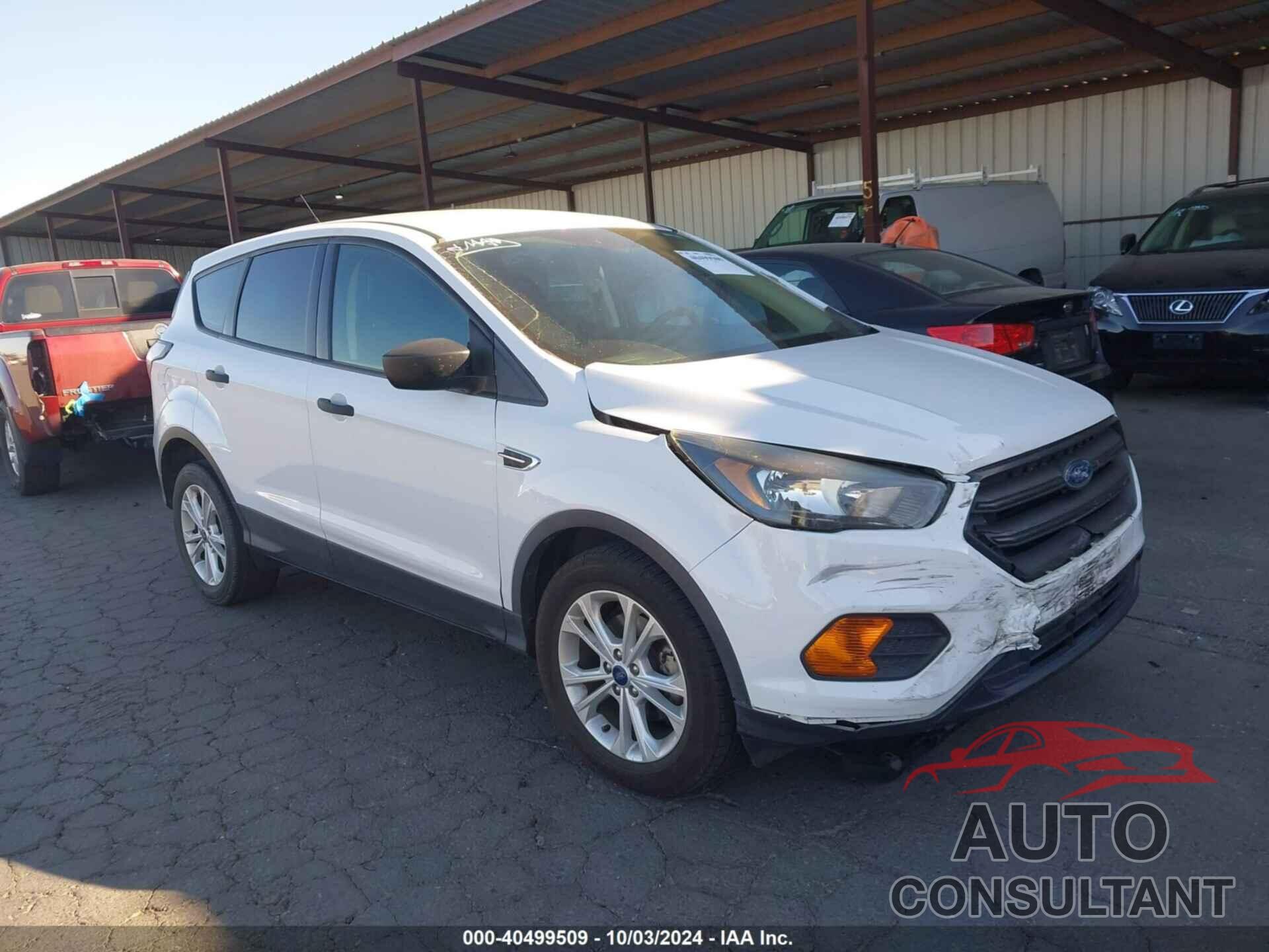 FORD ESCAPE 2018 - 1FMCU0F71JUB27772