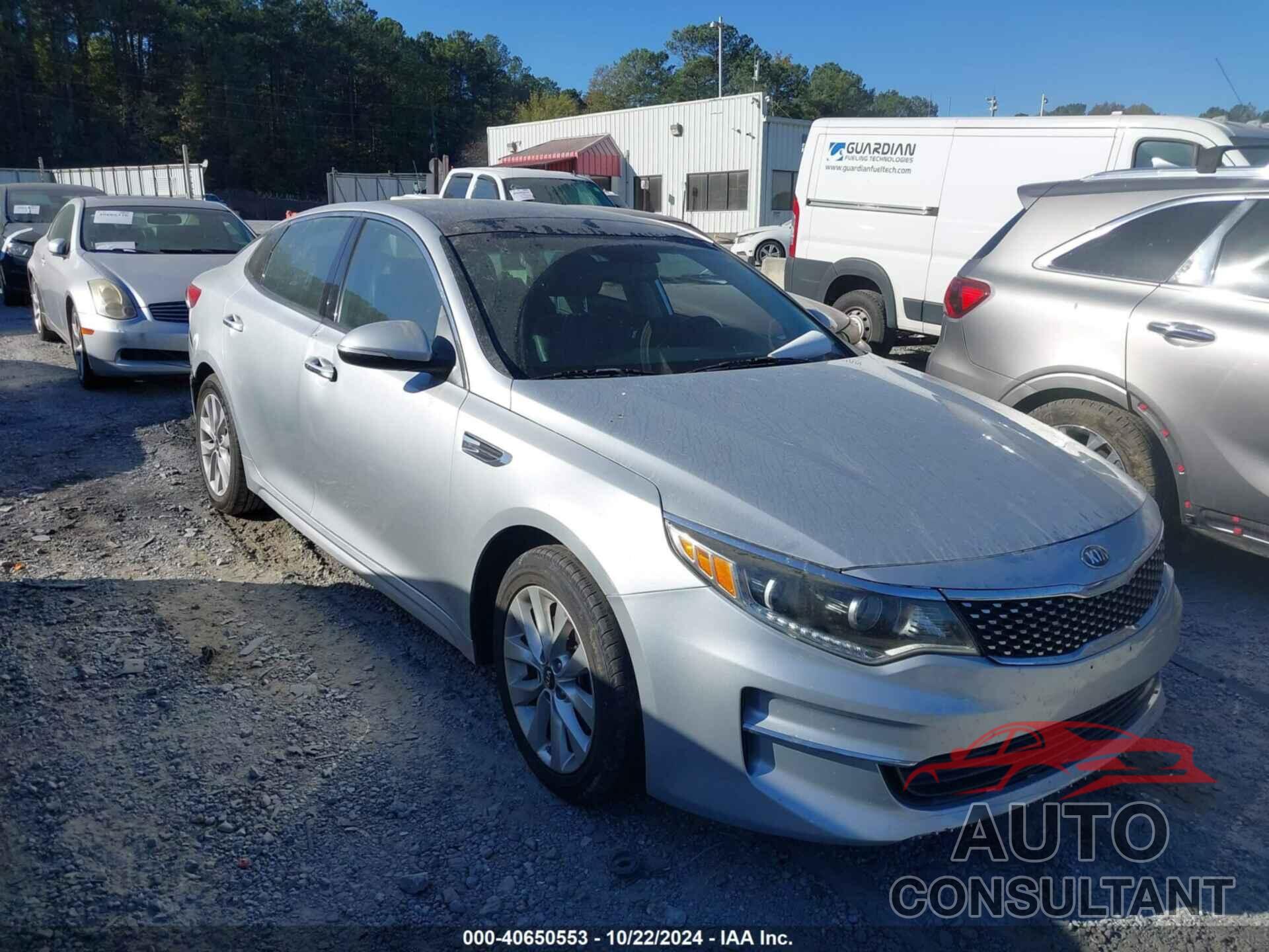 KIA OPTIMA 2018 - 5XXGU4L38JG239134