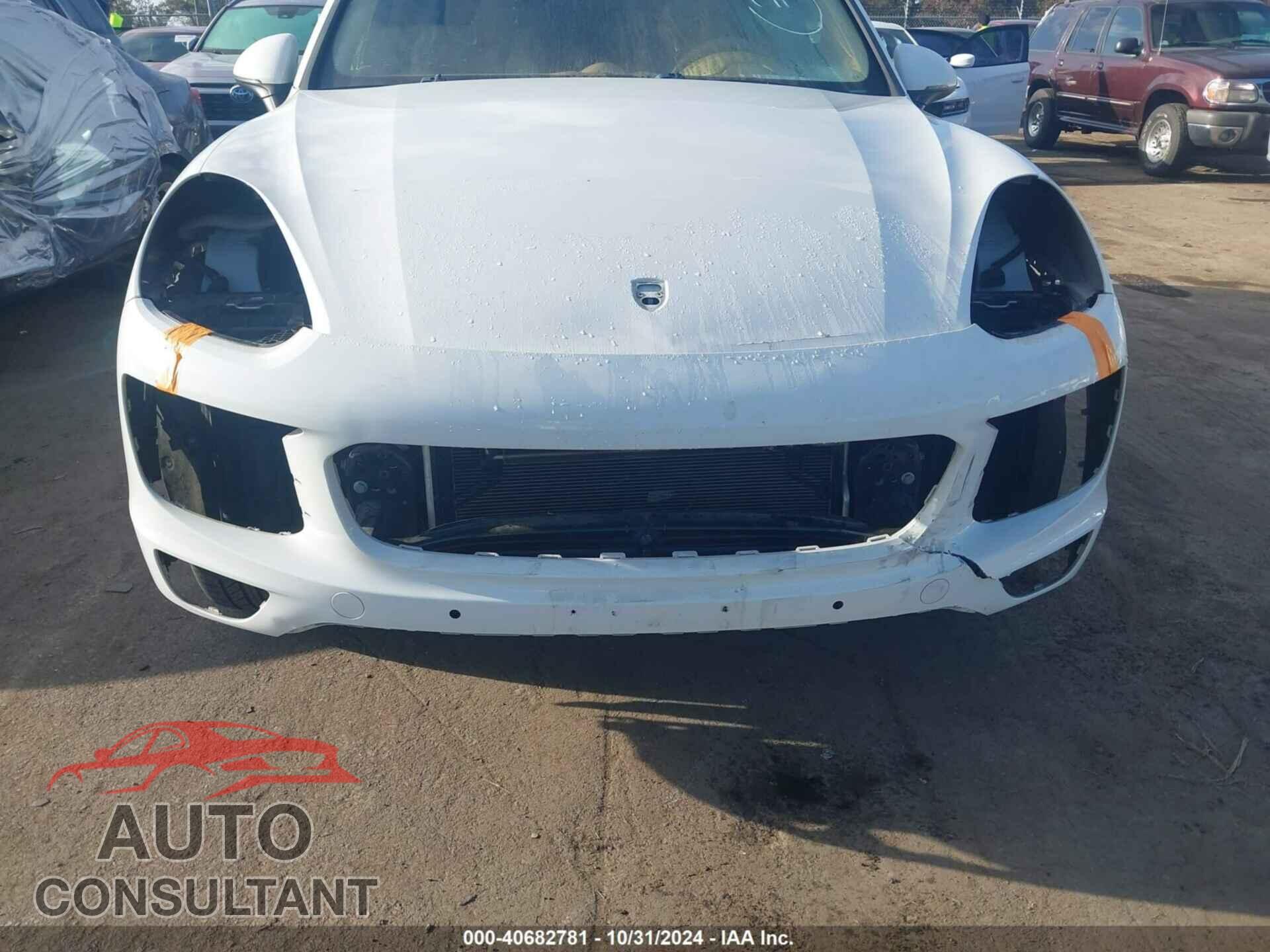 PORSCHE CAYENNE 2016 - WP1AA2A24GLA10048