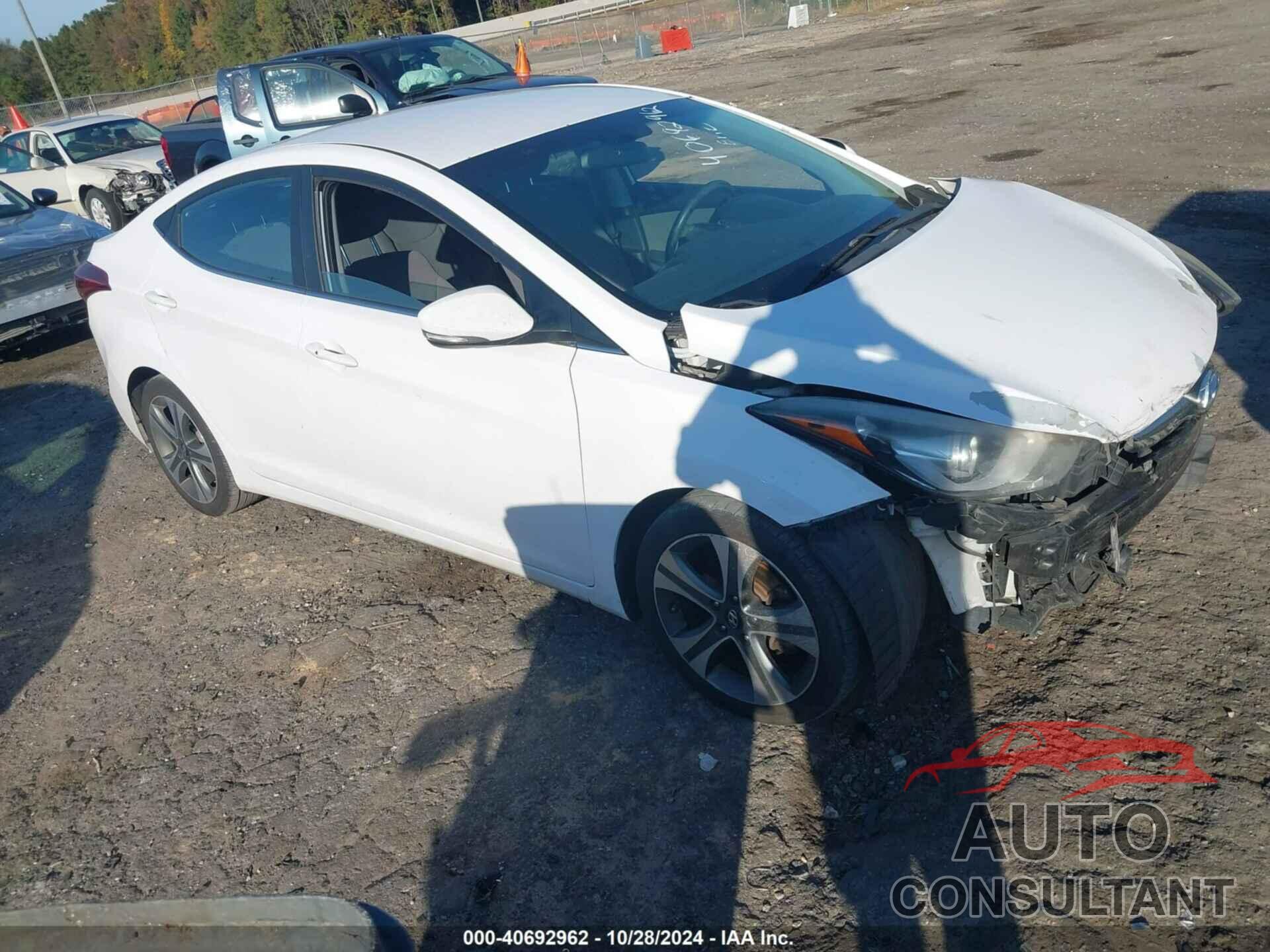 HYUNDAI ELANTRA 2016 - KMHDH4AH2GU531298