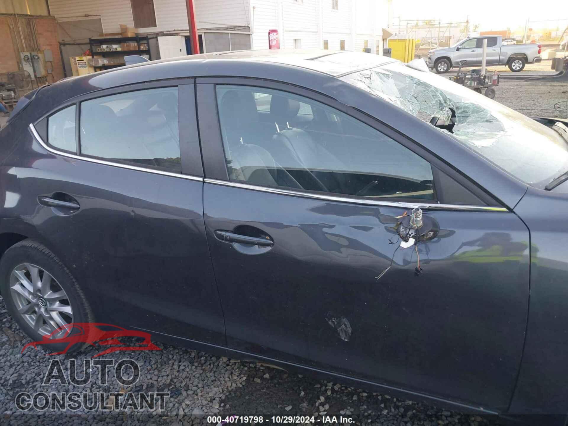MAZDA MAZDA3 2014 - JM1BM1M76E1190351