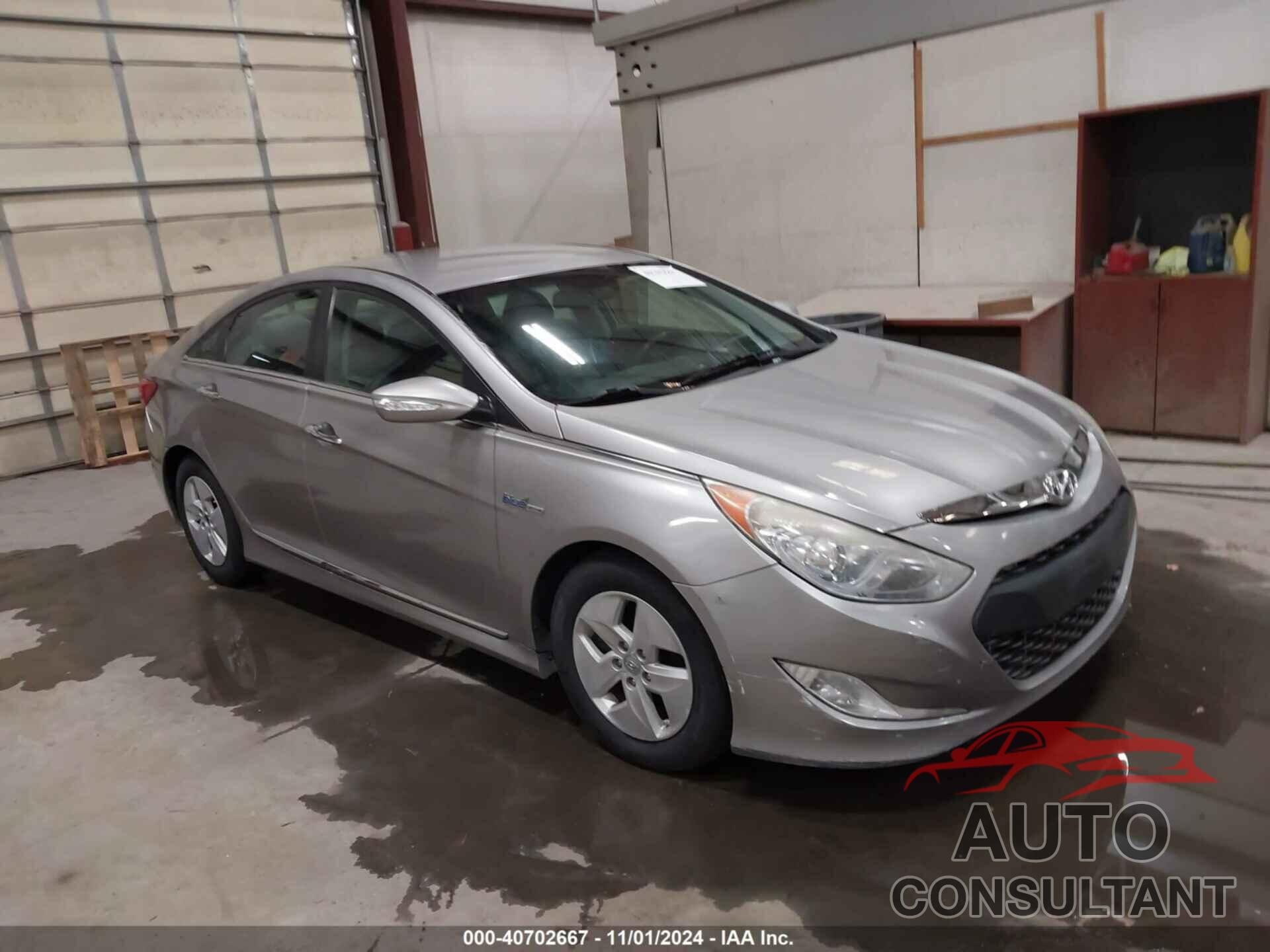 HYUNDAI SONATA HYBRID 2012 - KMHEC4A40CA035363