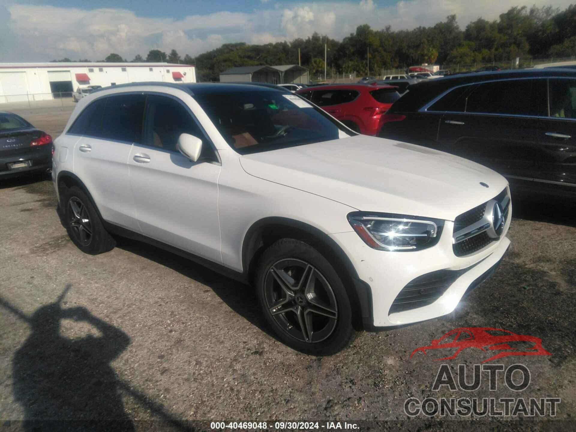 MERCEDES-BENZ GLC 300 2021 - W1N0G8DB7MF952415