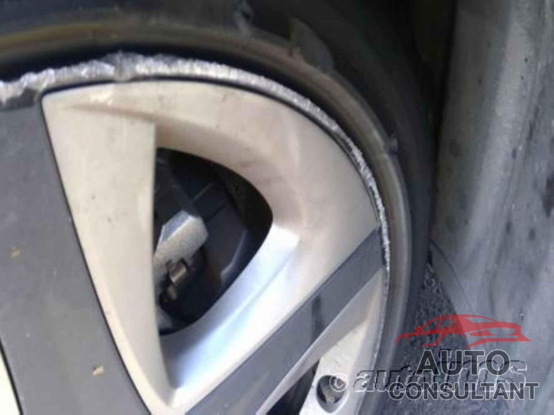 TOYOTA PRIUS 2022 - JTDKAMFU1N3180277