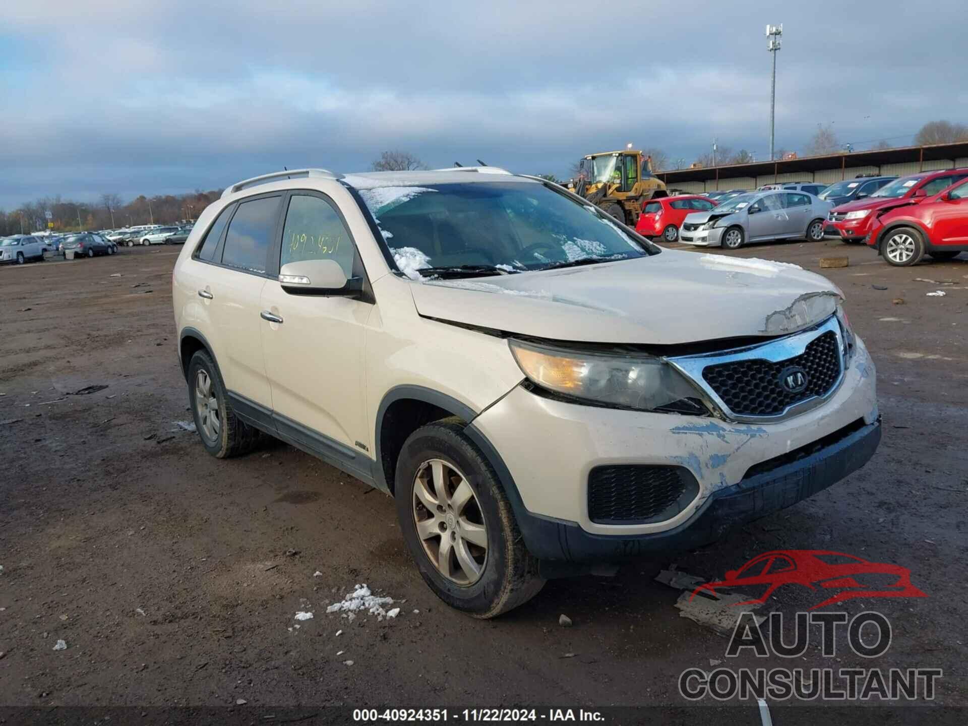 KIA SORENTO 2011 - 5XYKTDA26BG110054
