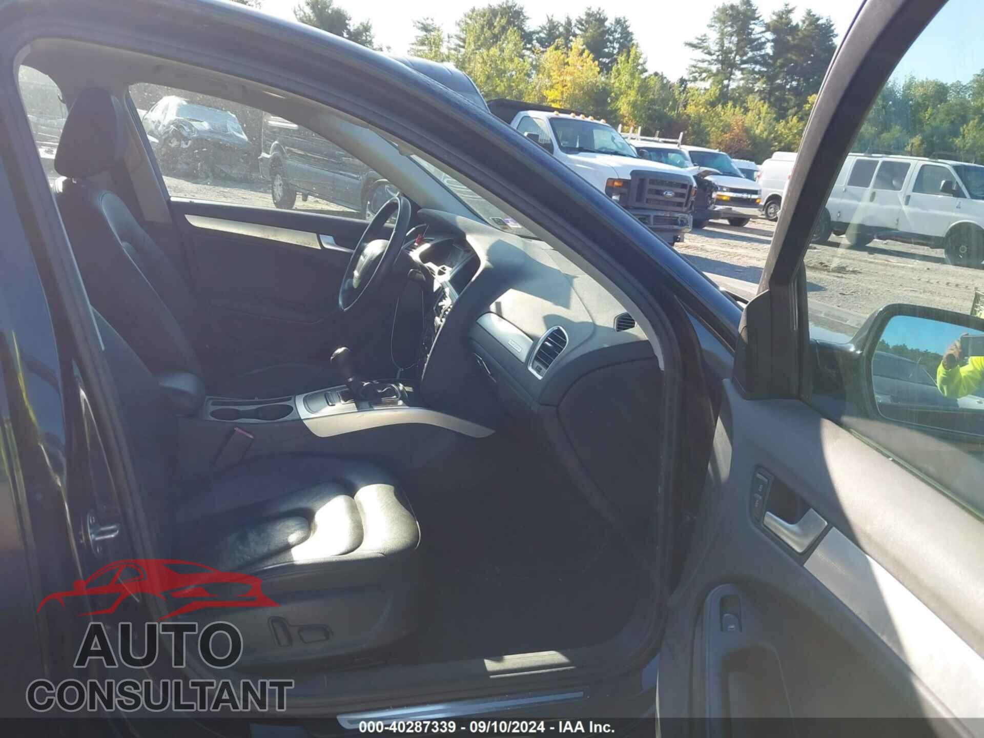 AUDI A4 2012 - WAUDFAFLXCA081074