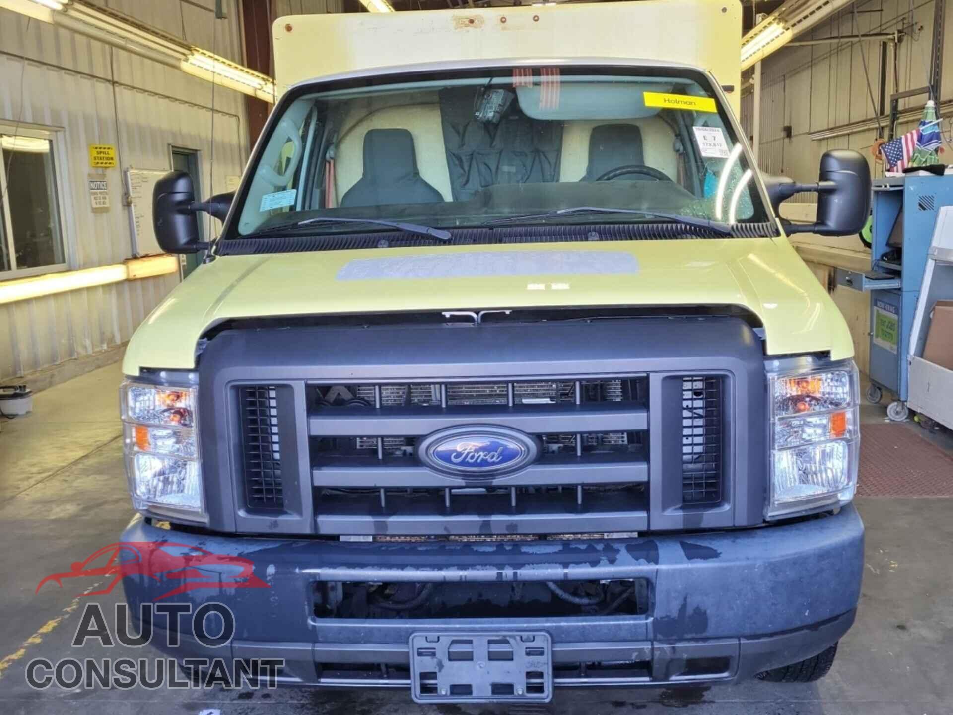 FORD ECONOLINE 2018 - 1FDXE4FS0JDC18932