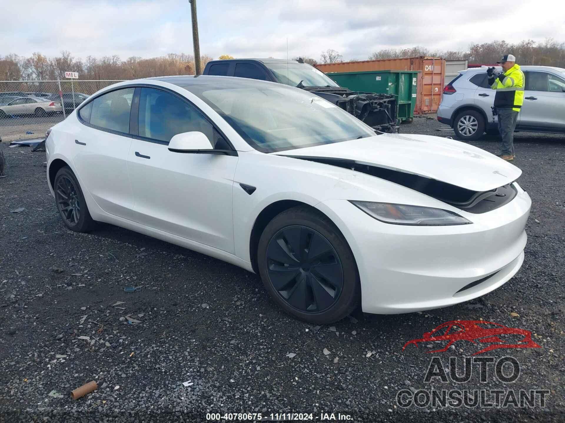 TESLA MODEL 3 2024 - 5YJ3E1EA8RF786196