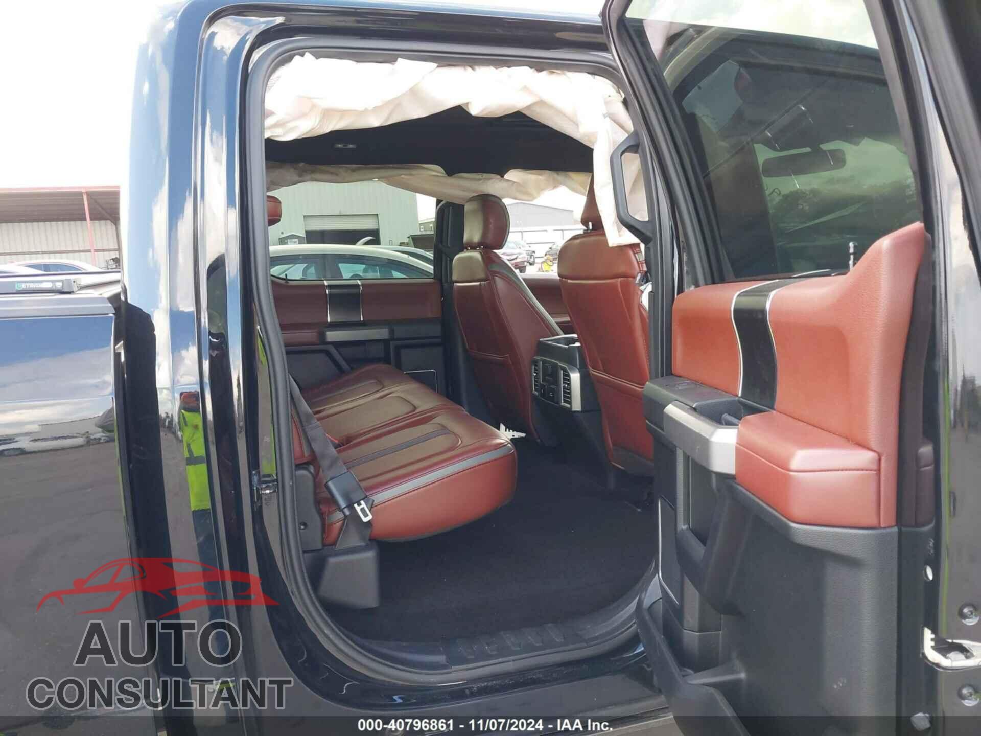 FORD F-150 2018 - 1FTEW1E59JFC00372