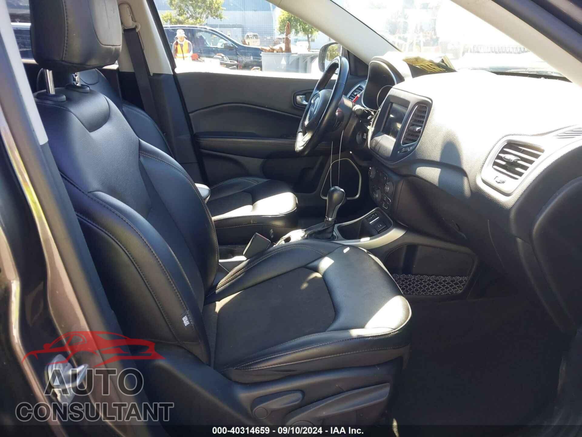 JEEP COMPASS 2021 - 3C4NJCBB2MT585532
